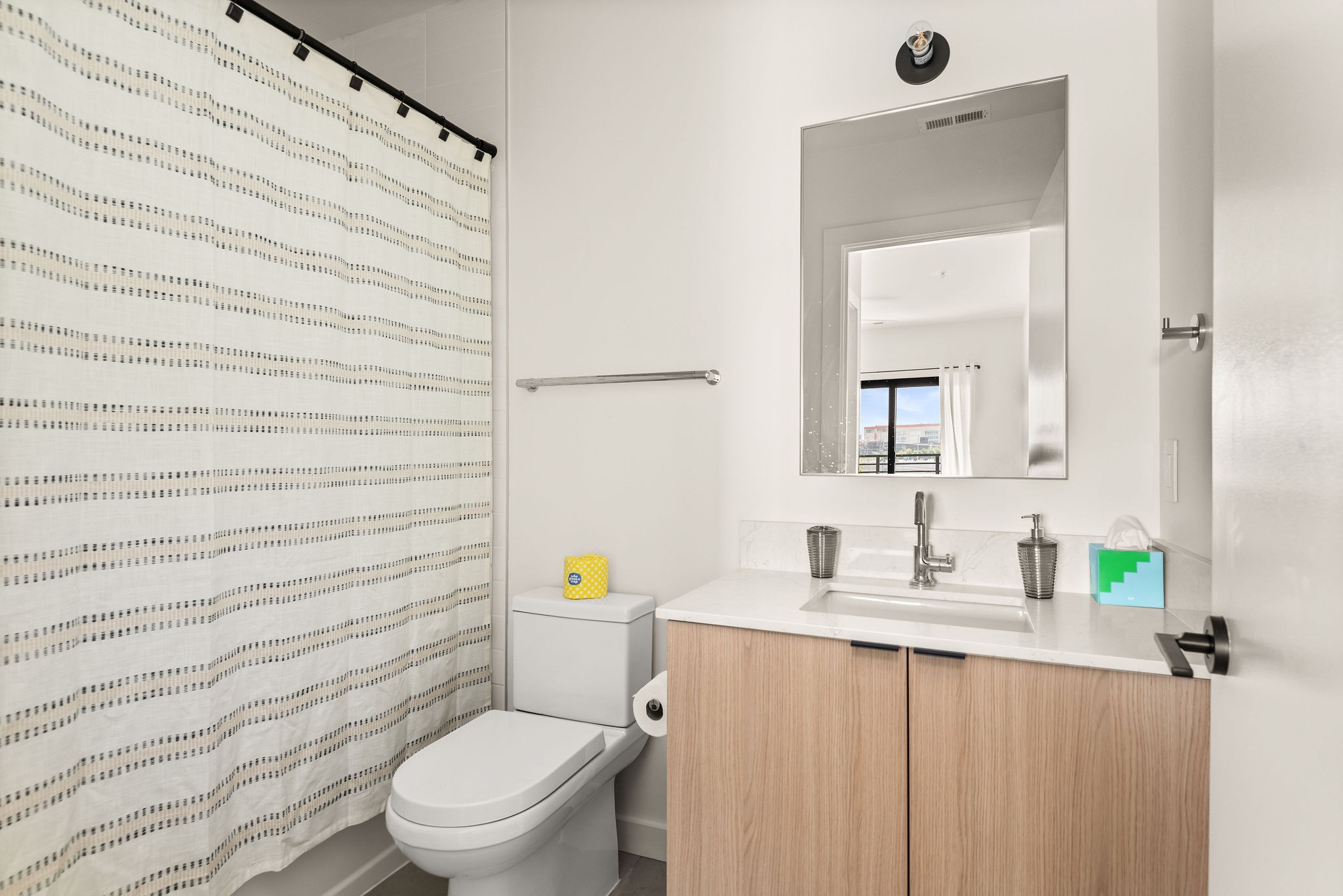 635 7th Ave, S Unit: 411
