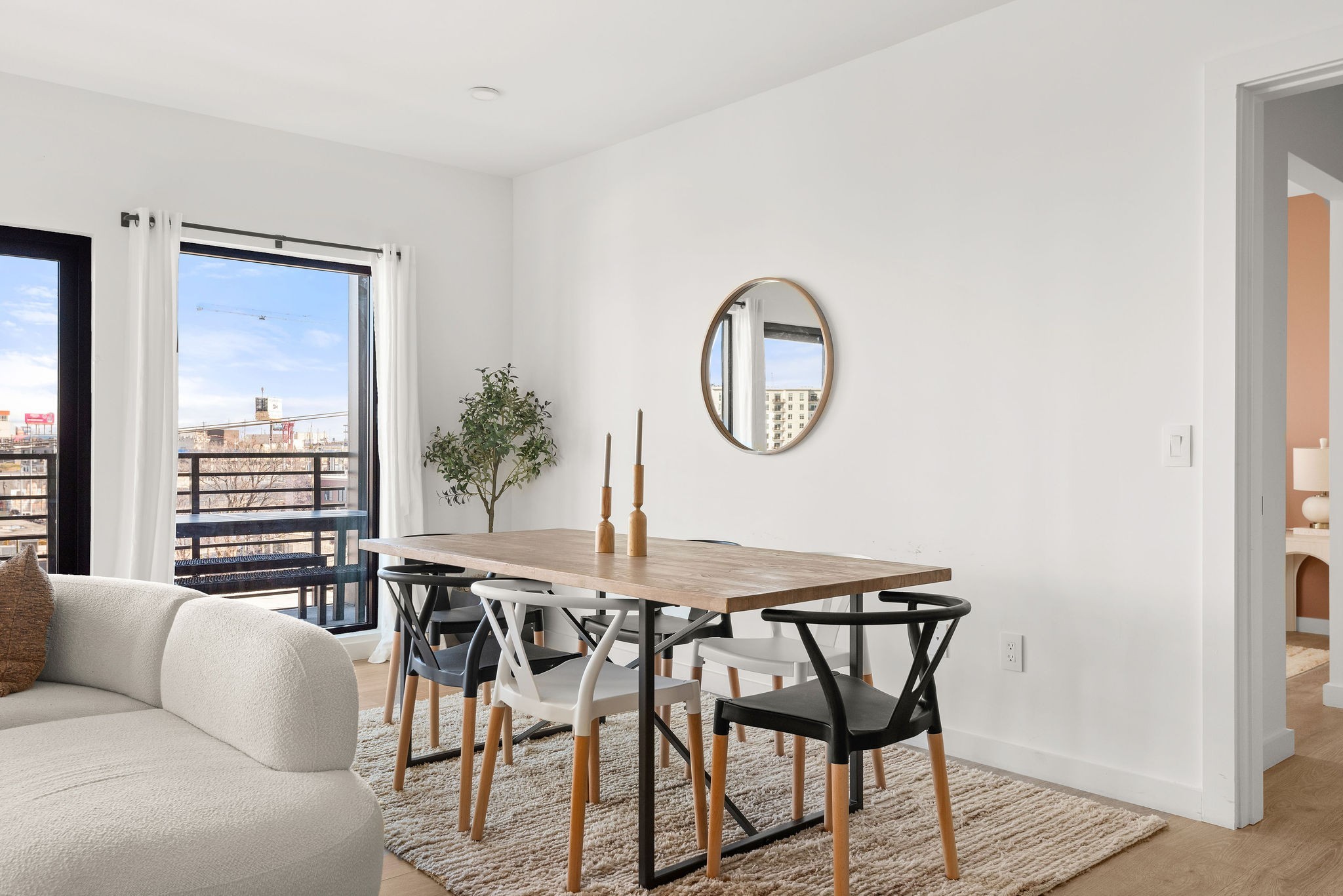 635 7th Ave, S Unit: 411