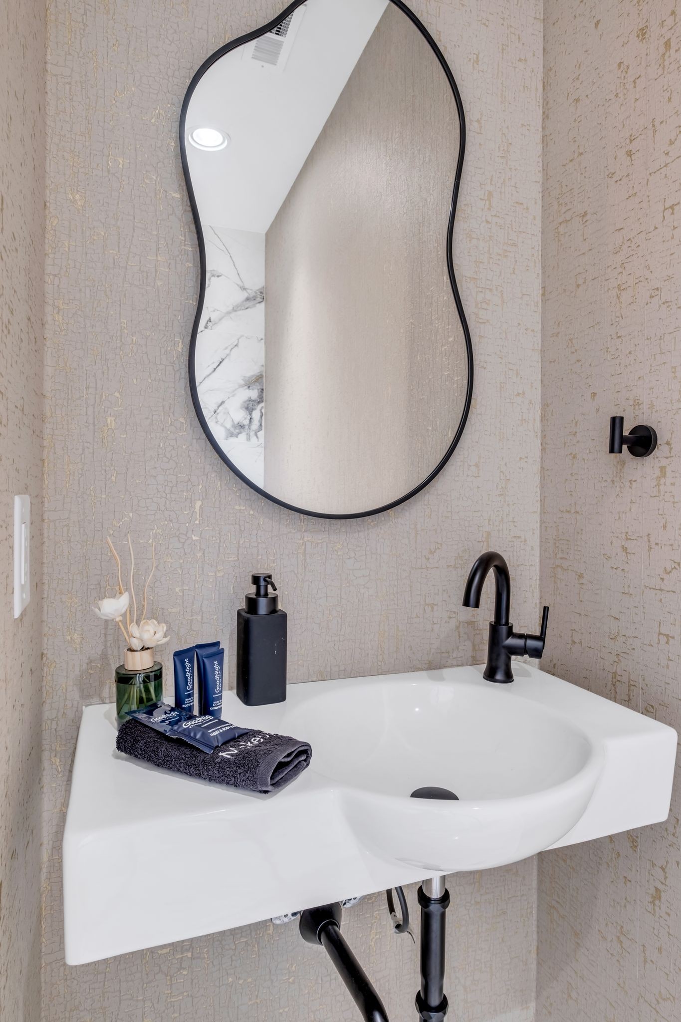 605 River Pearl Pl Unit: 22