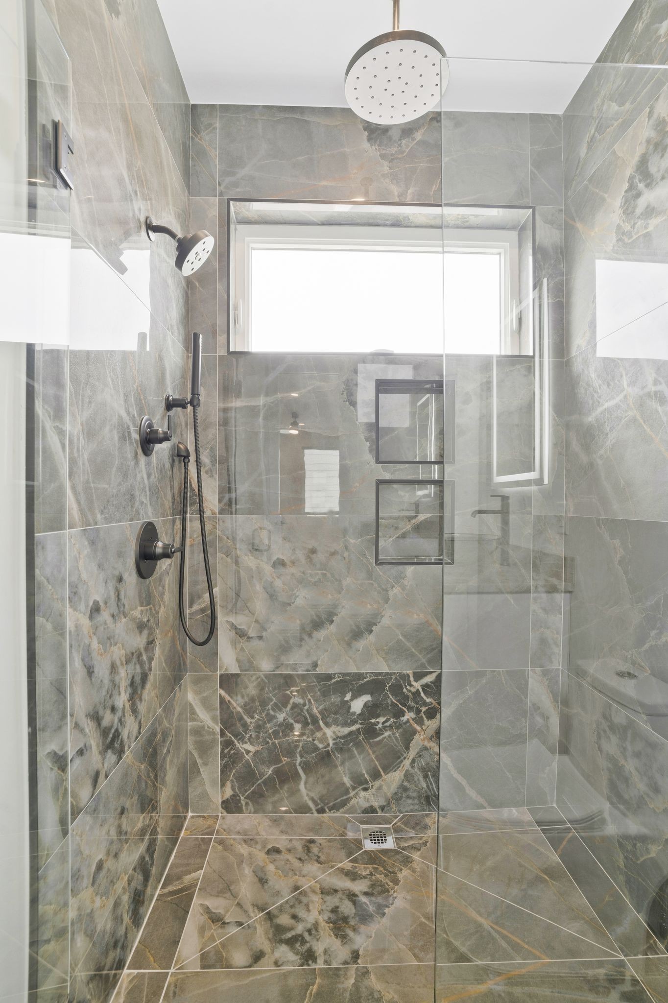 1207 Brick Church Pike Unit: B
