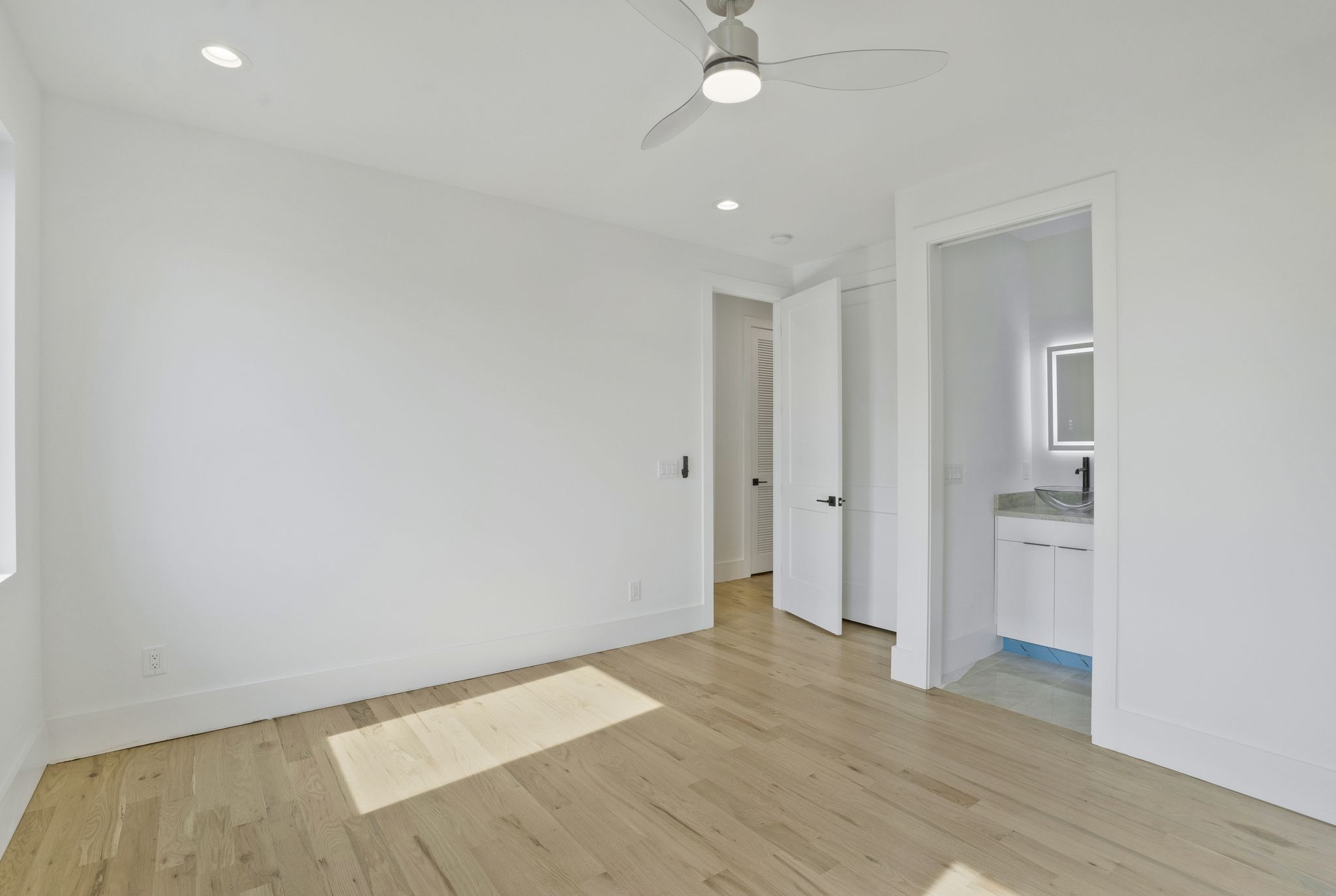1207 Brick Church Pike Unit: B