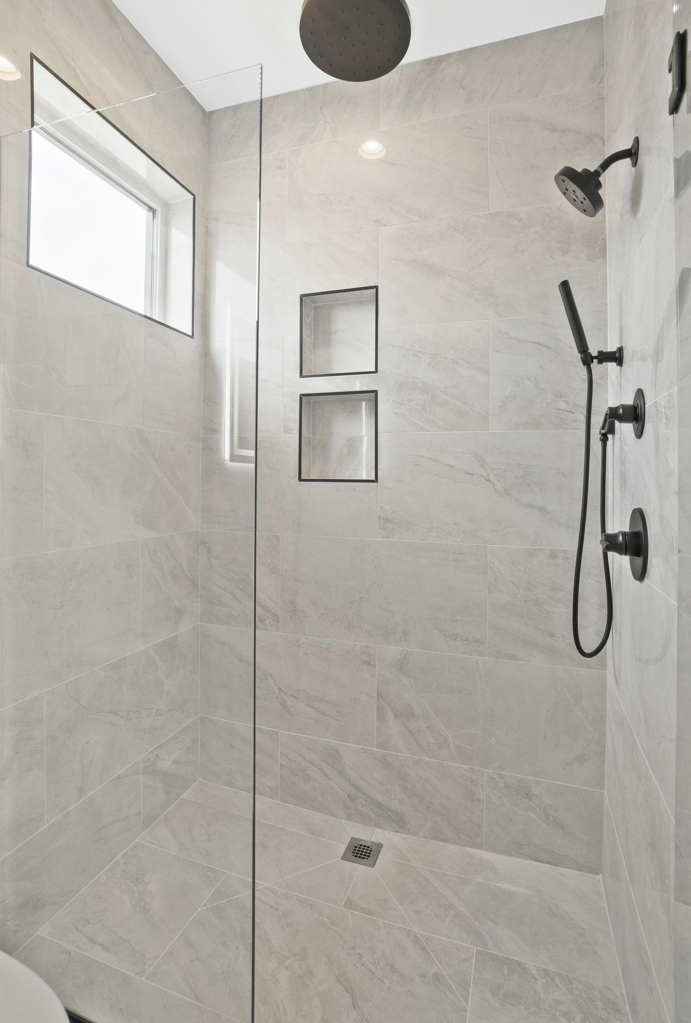 1207 Brick Church Pike Unit: B