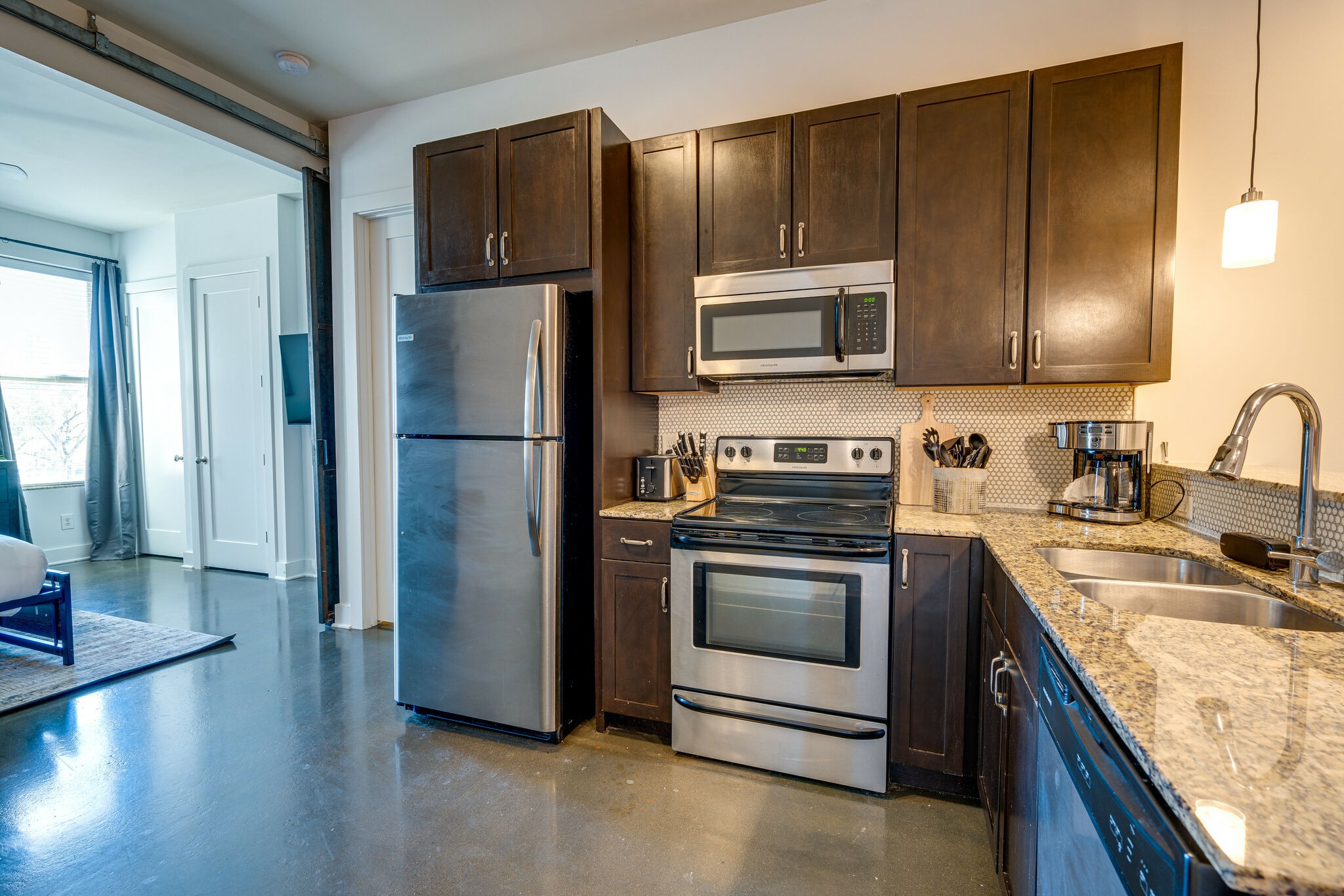 210 30th Ave, N Unit: 212