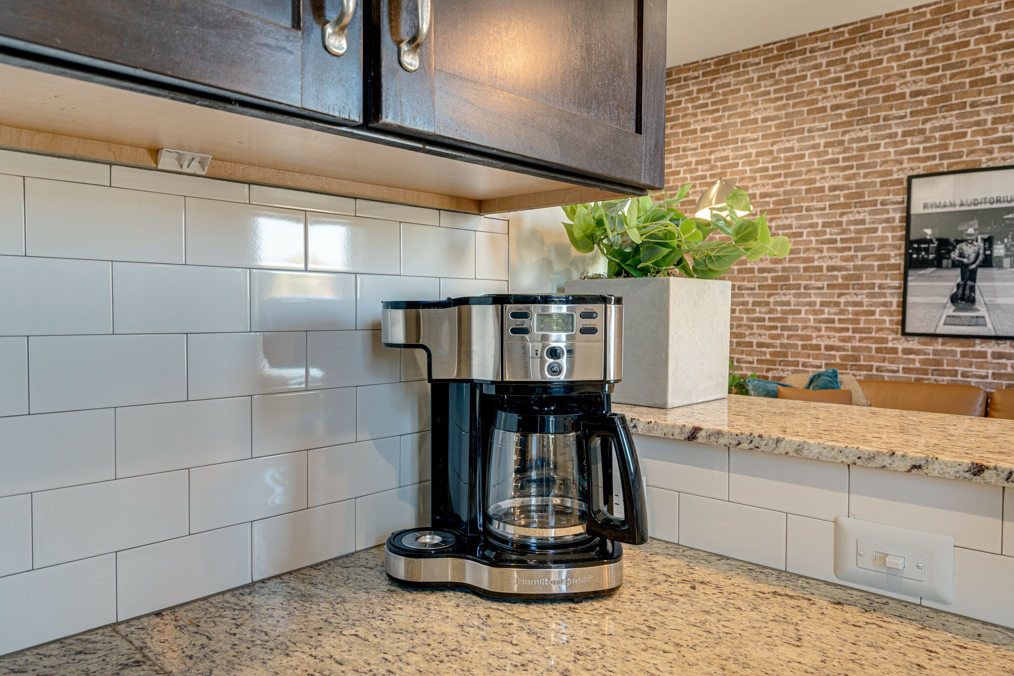 210 30th Ave, N Unit: 400