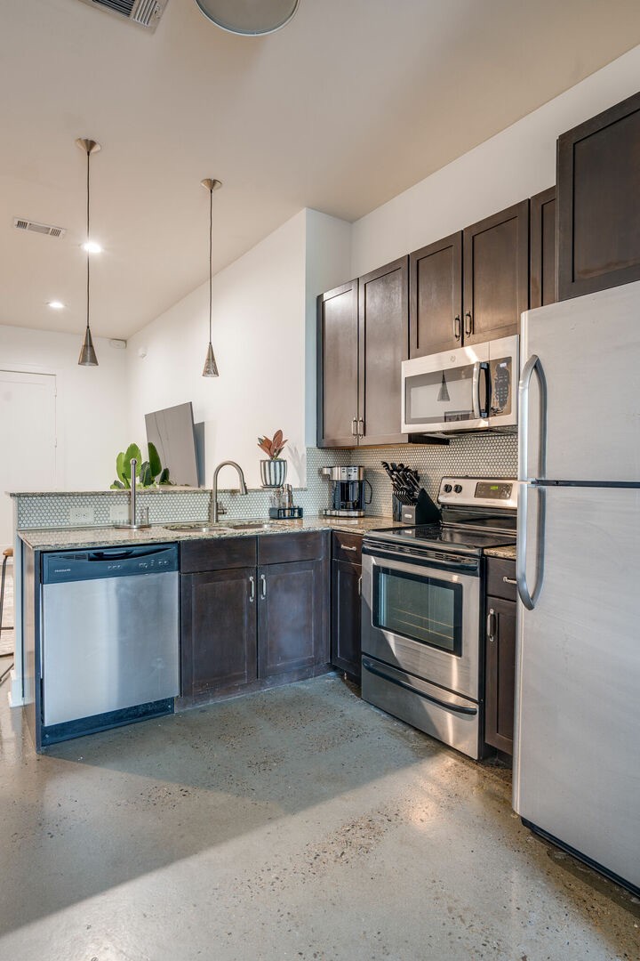 210 30th Ave, N Unit: 412