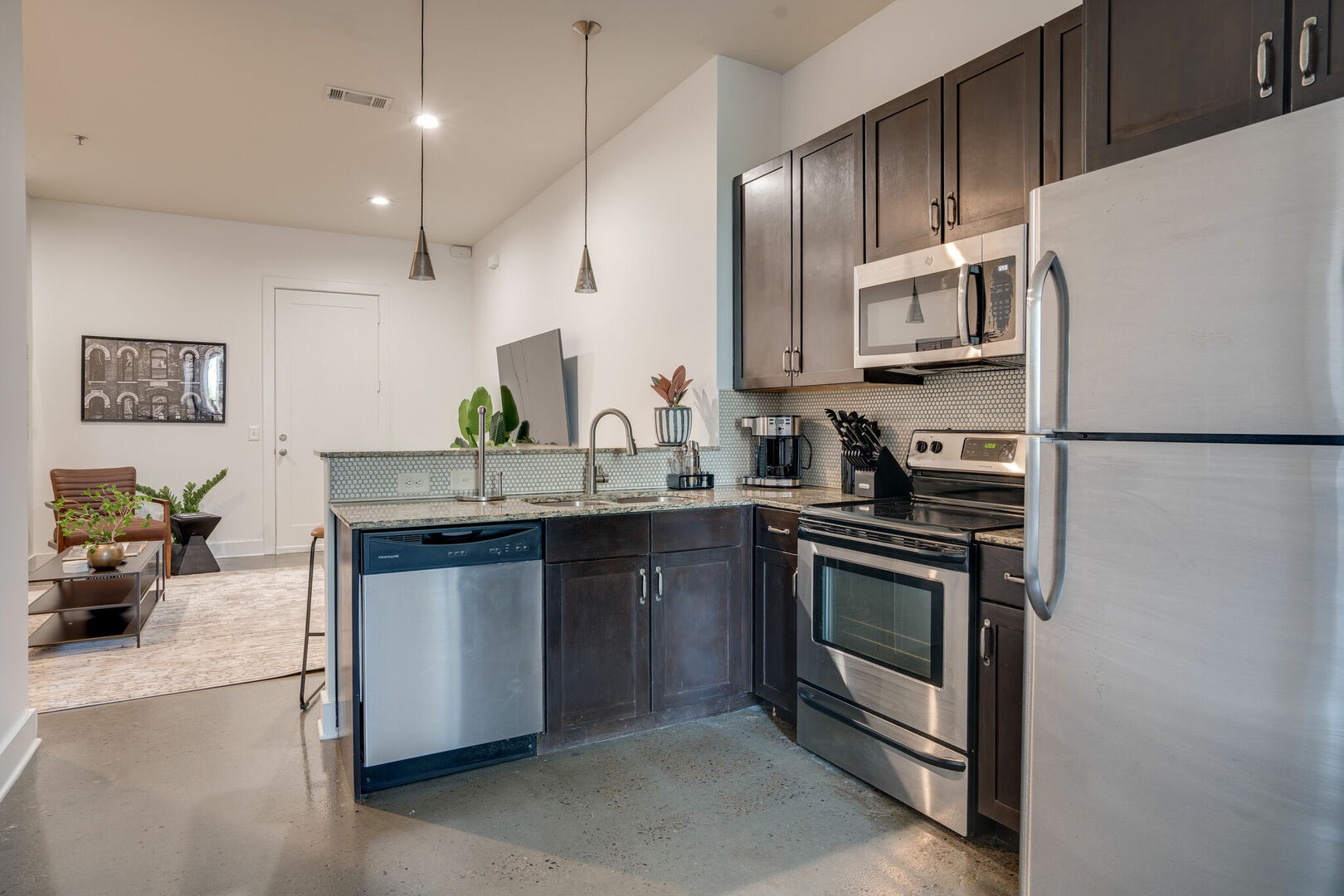 210 30th Ave, N Unit: 412
