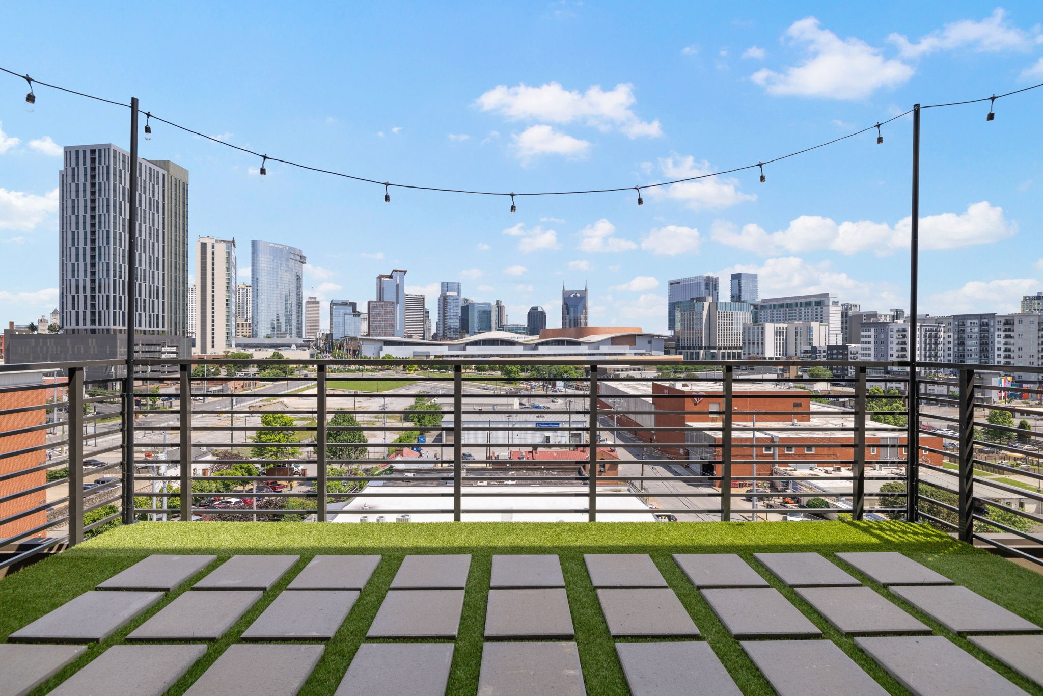 635 7th Ave, S Unit: 608