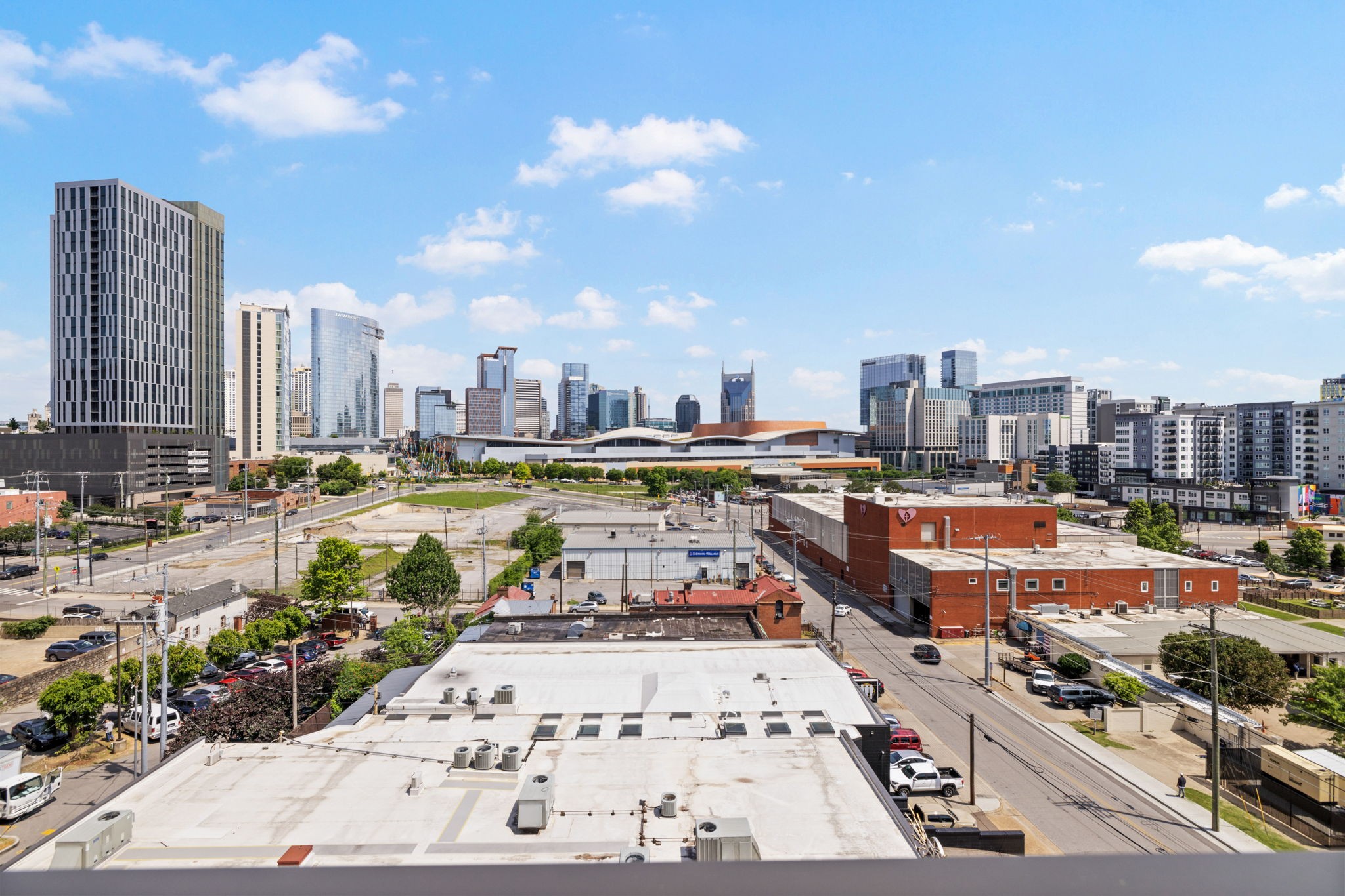 635 7th Ave, S Unit: 608