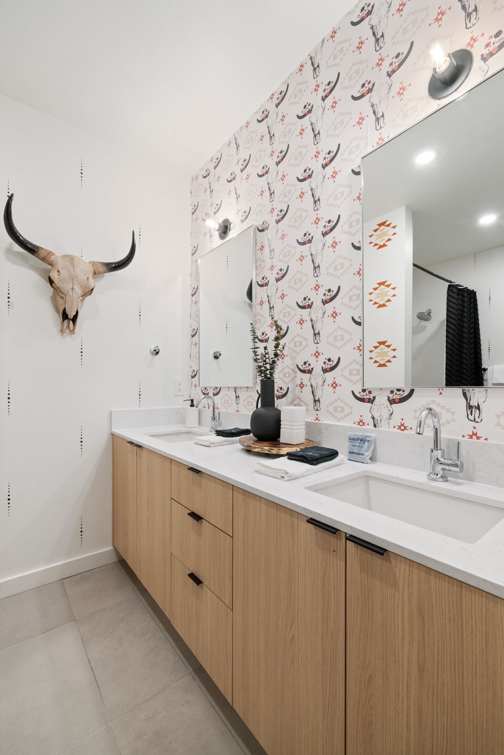 635 7th Ave, S Unit: 608