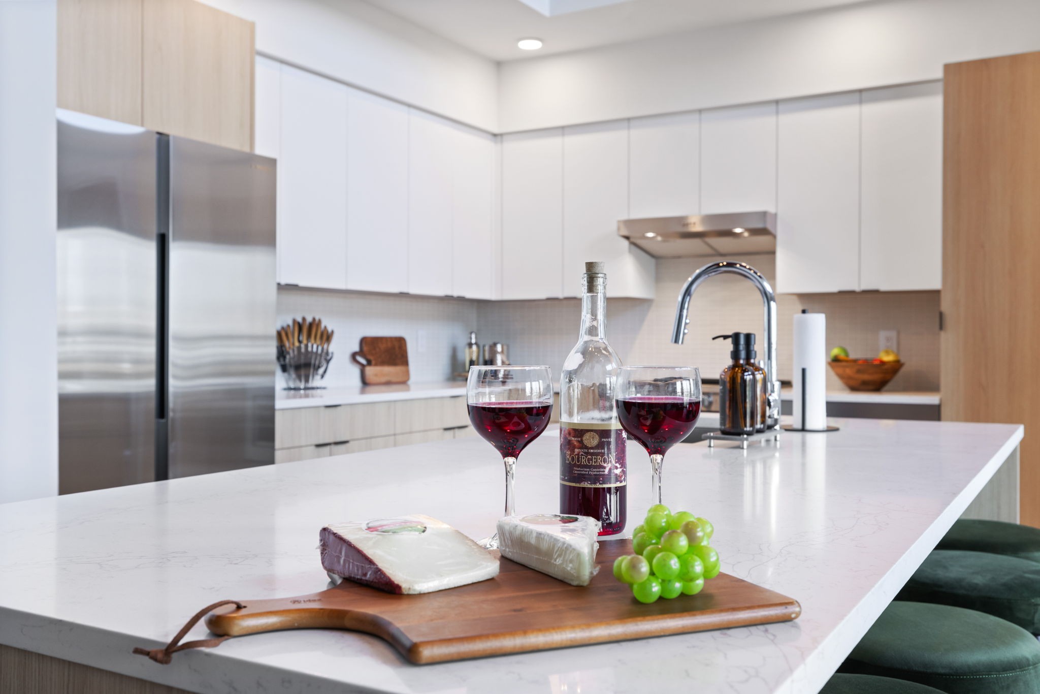 635 7th Ave, S Unit: 608