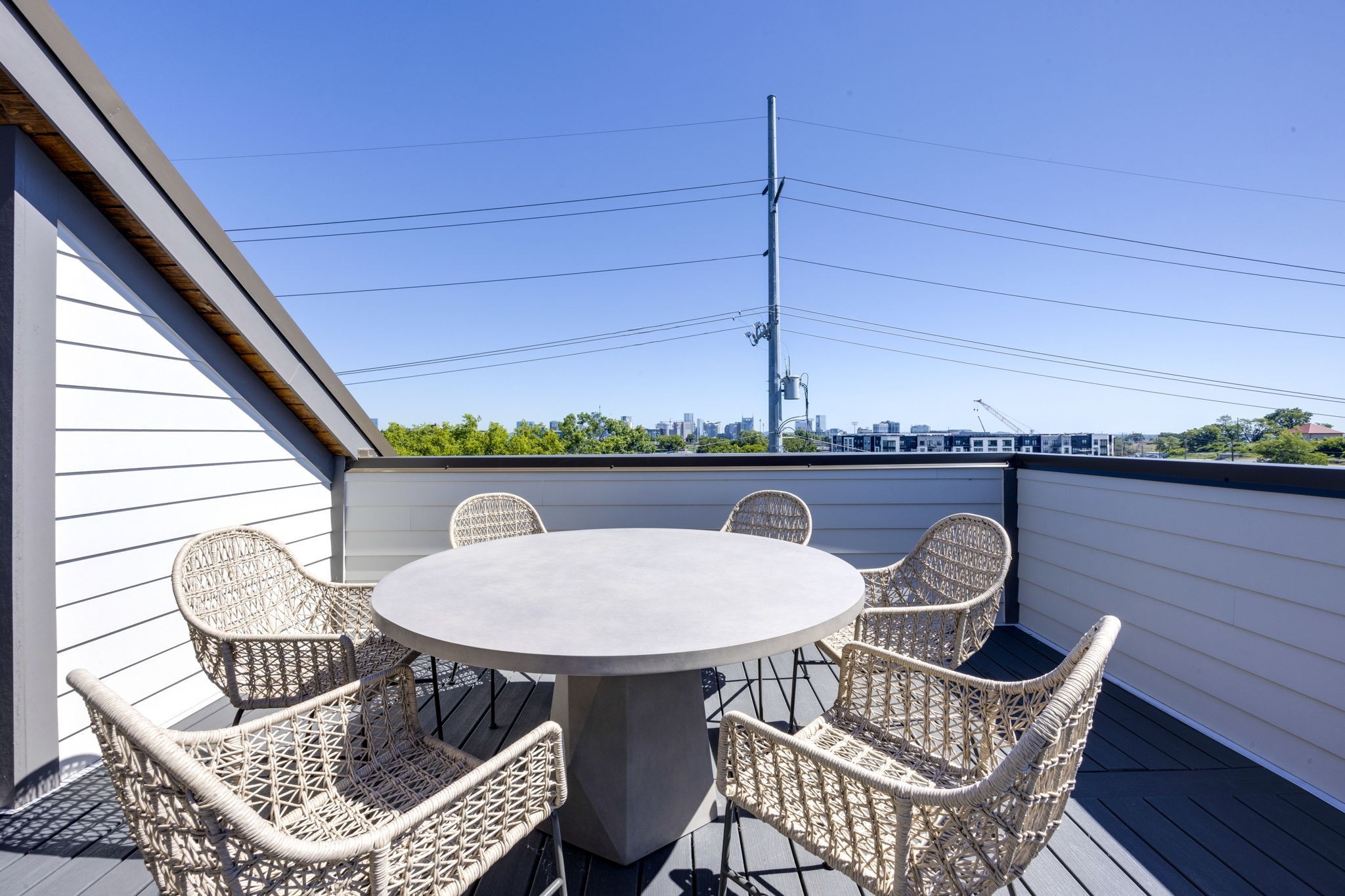 1007 Summit Ave Unit: 2