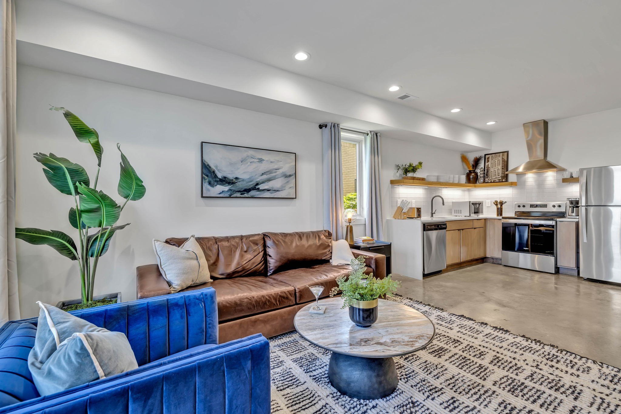 1007 Summit Ave Unit: 1