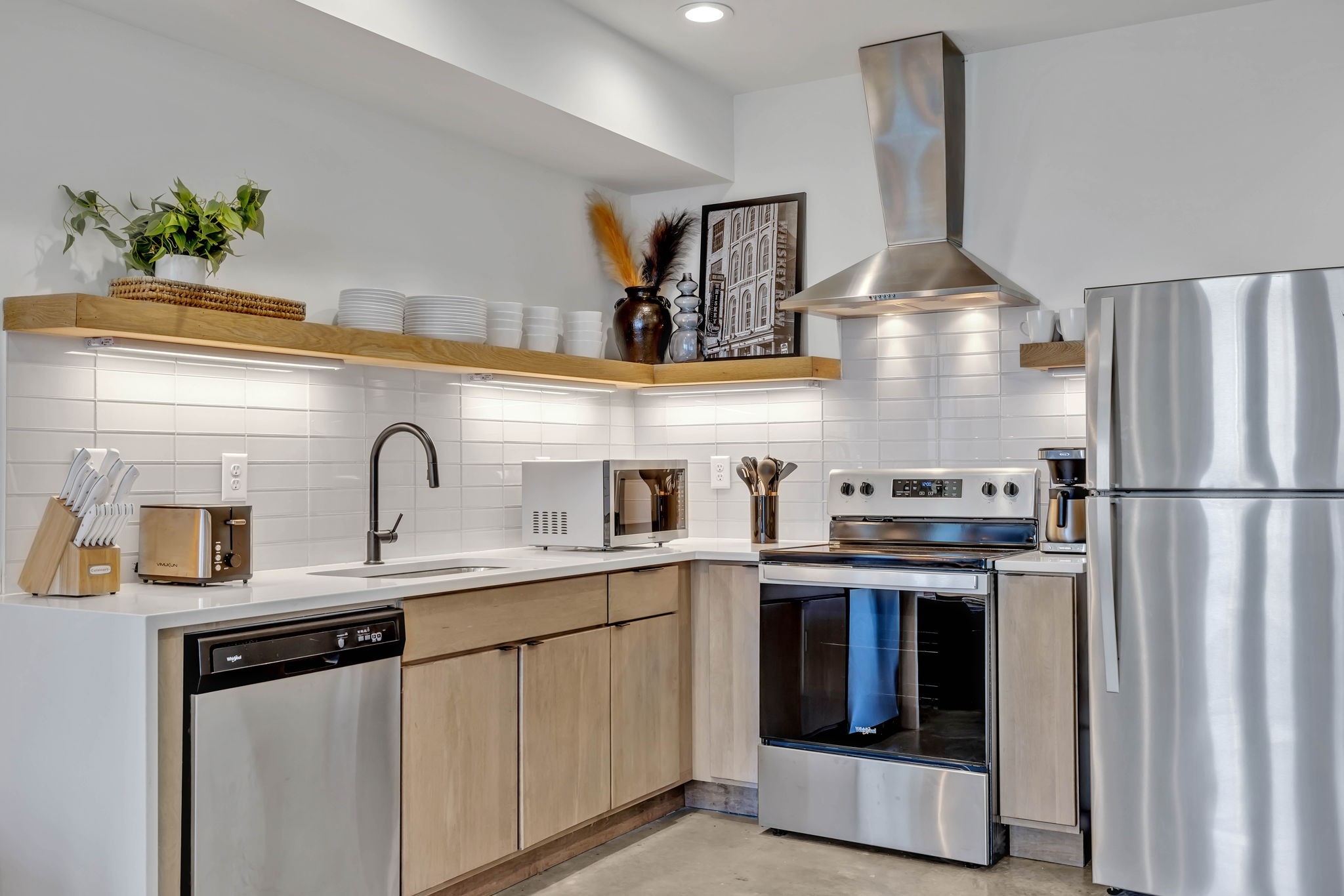 1007 Summit Ave Unit: 1