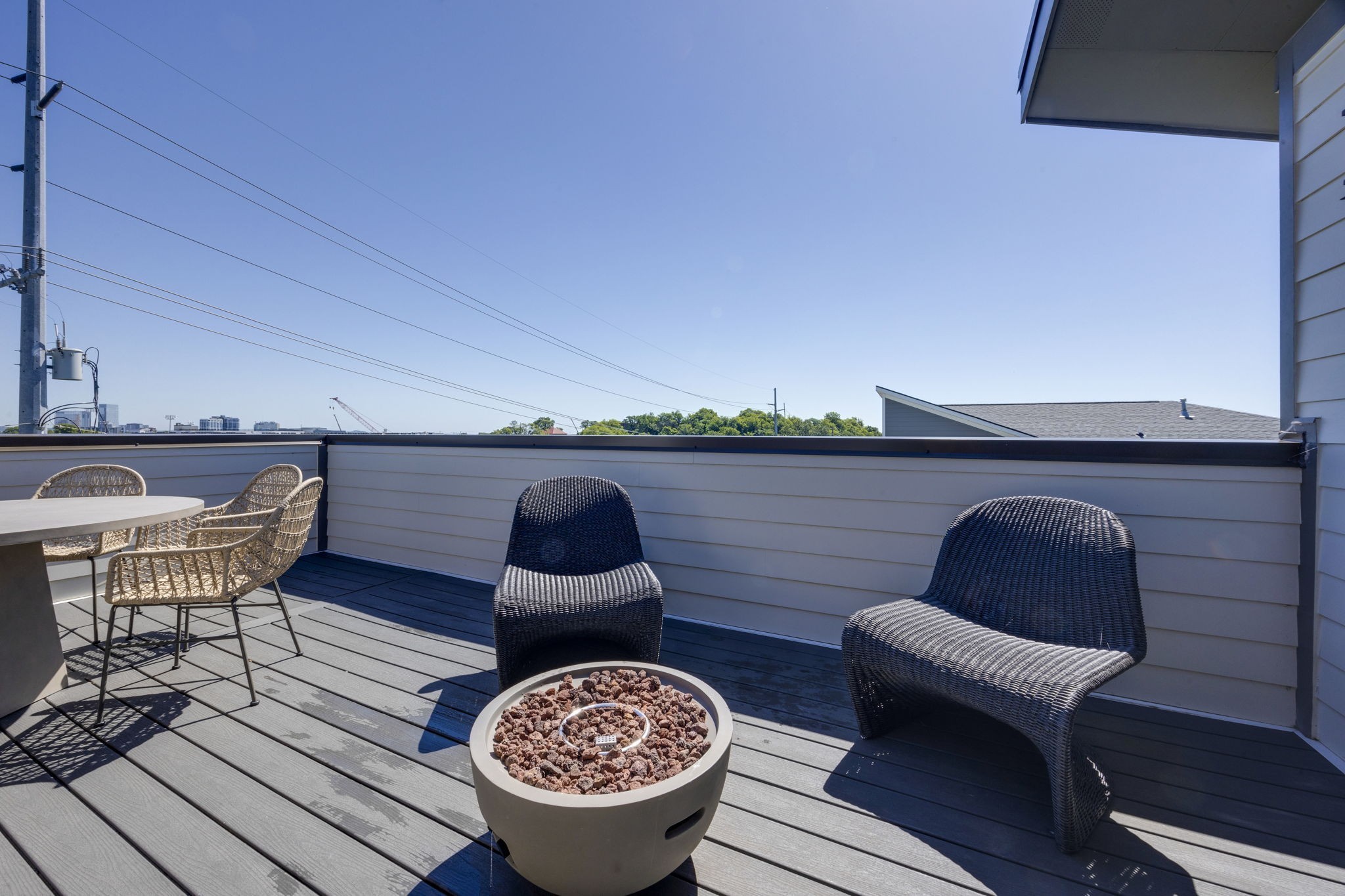 1009 Summit Ave Unit: 3