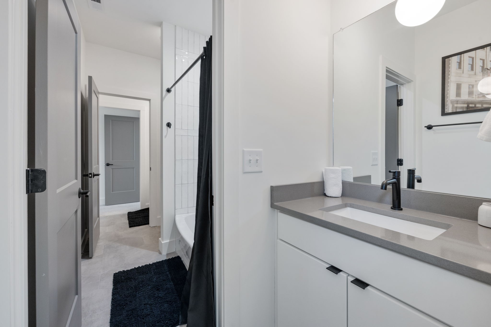 1009 Summit Ave Unit: 3