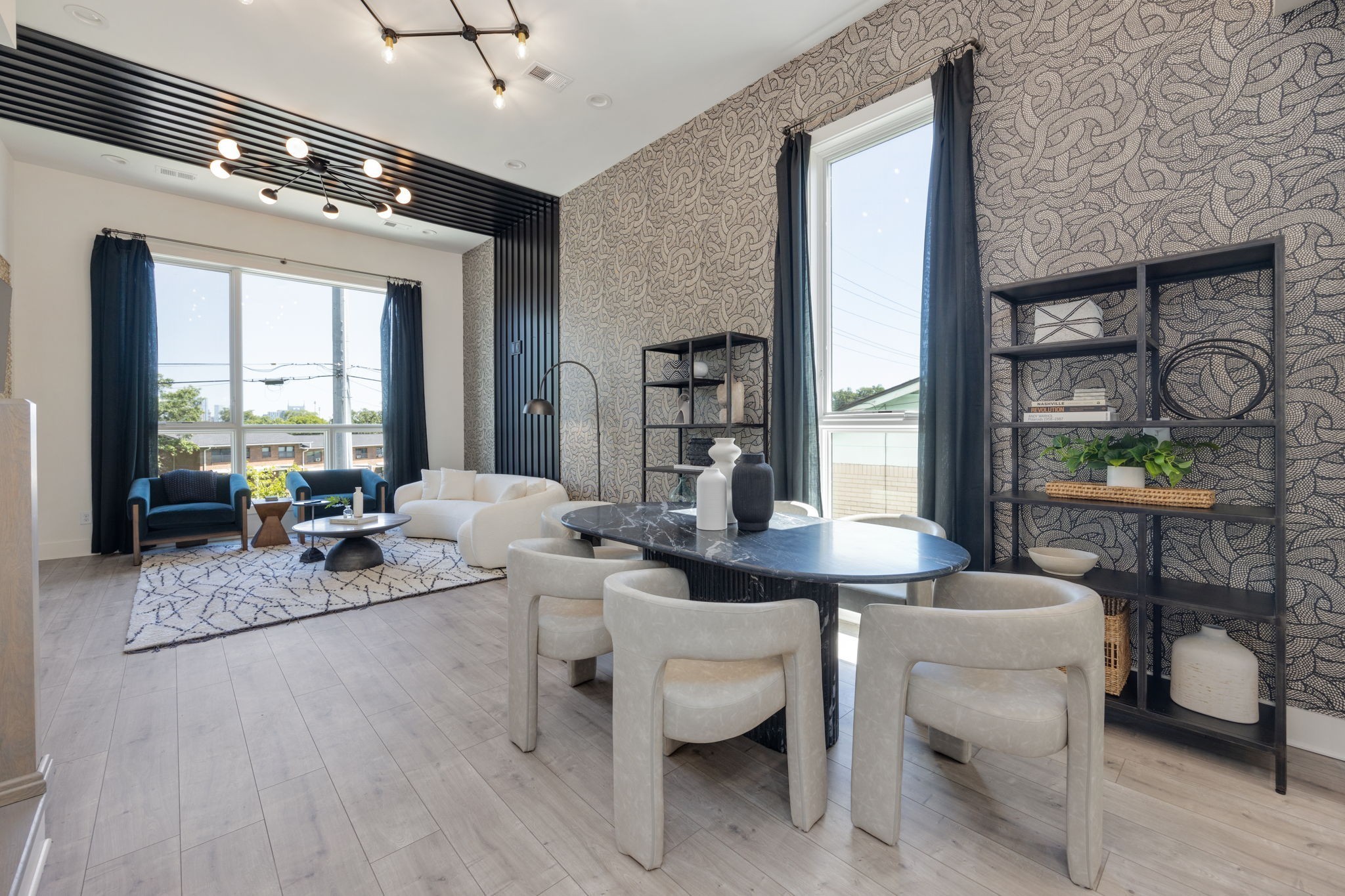 1009 Summit Ave Unit: 3