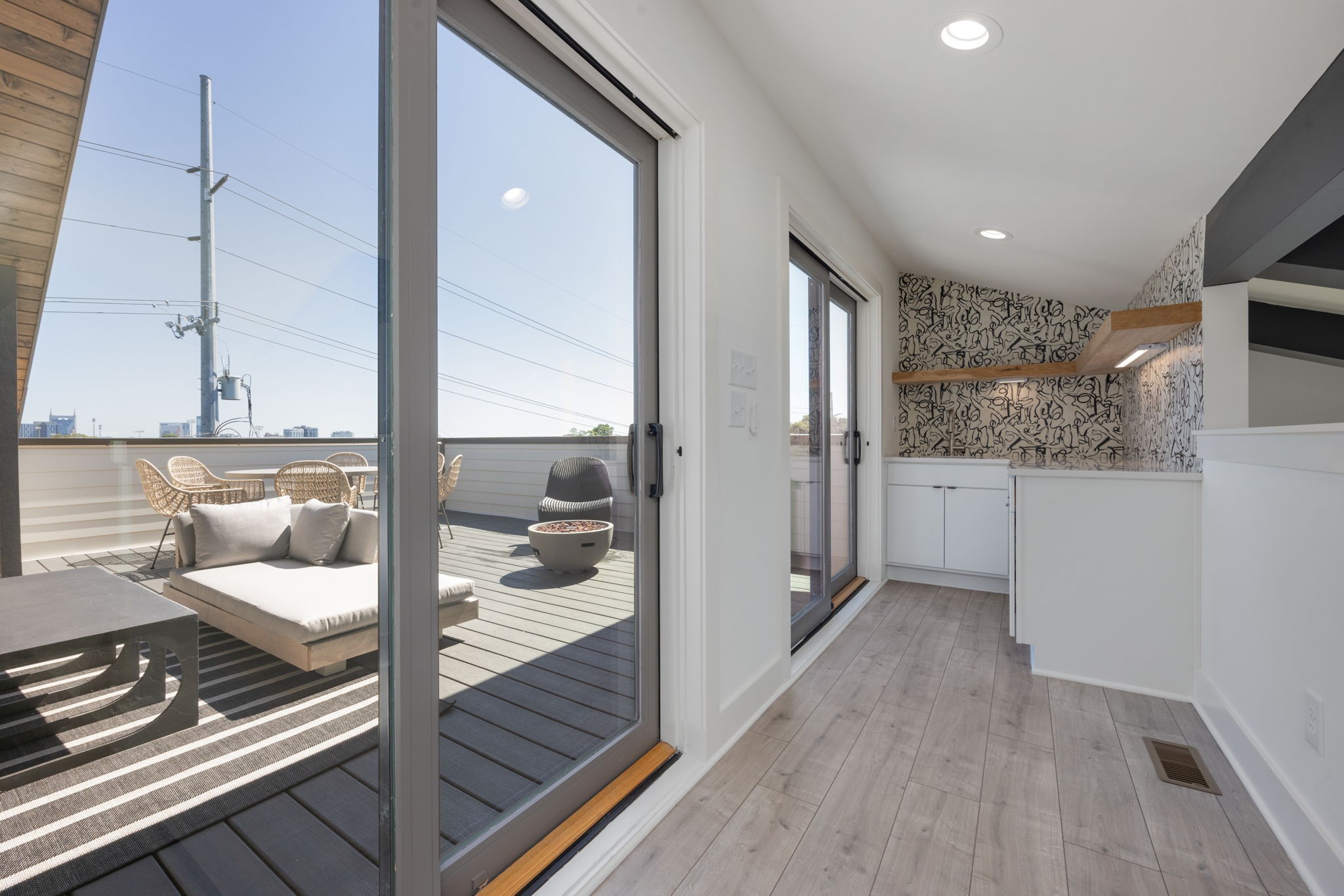 1009 Summit Ave Unit: 3