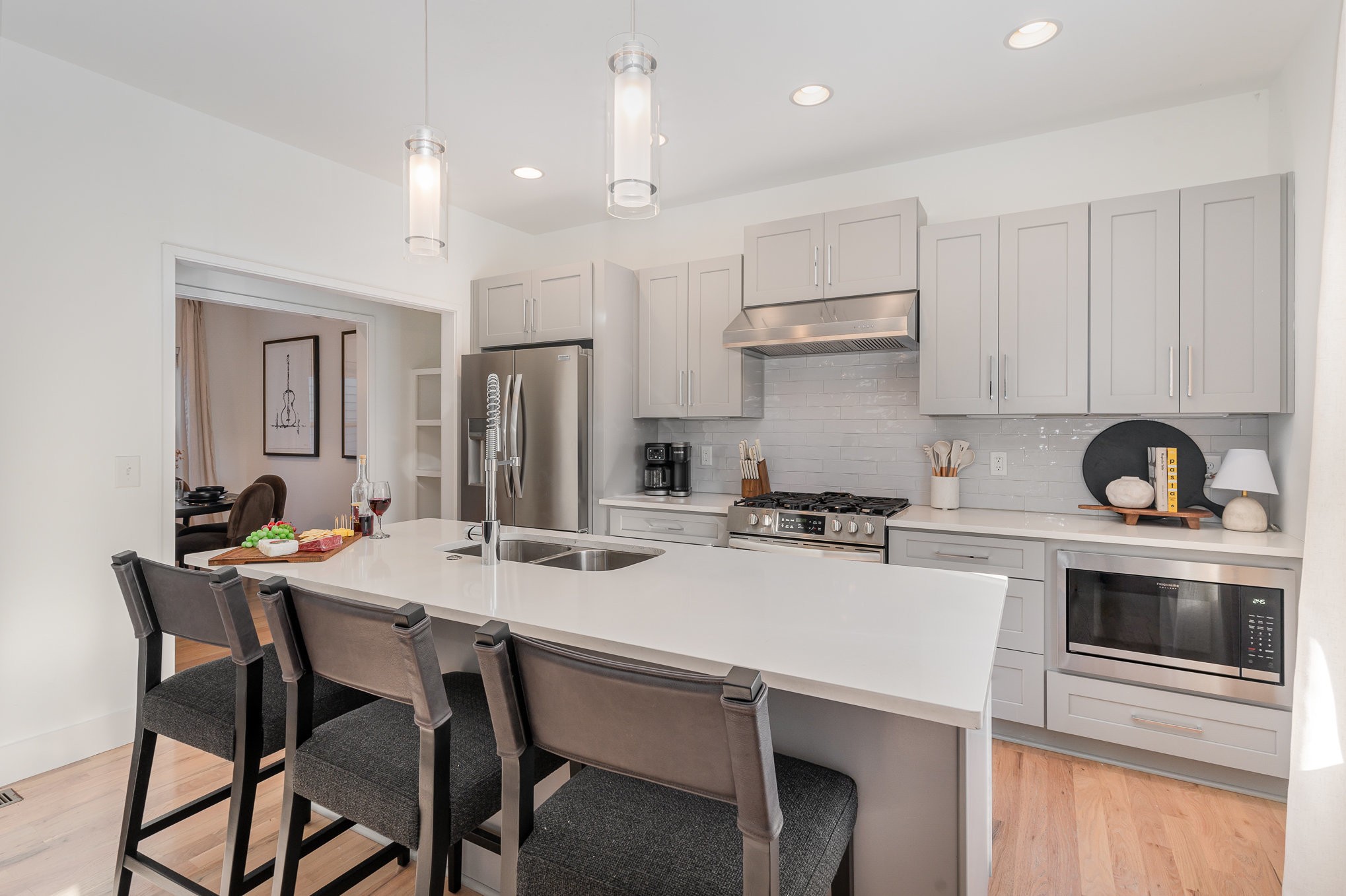 405 Marshall St Unit: 3