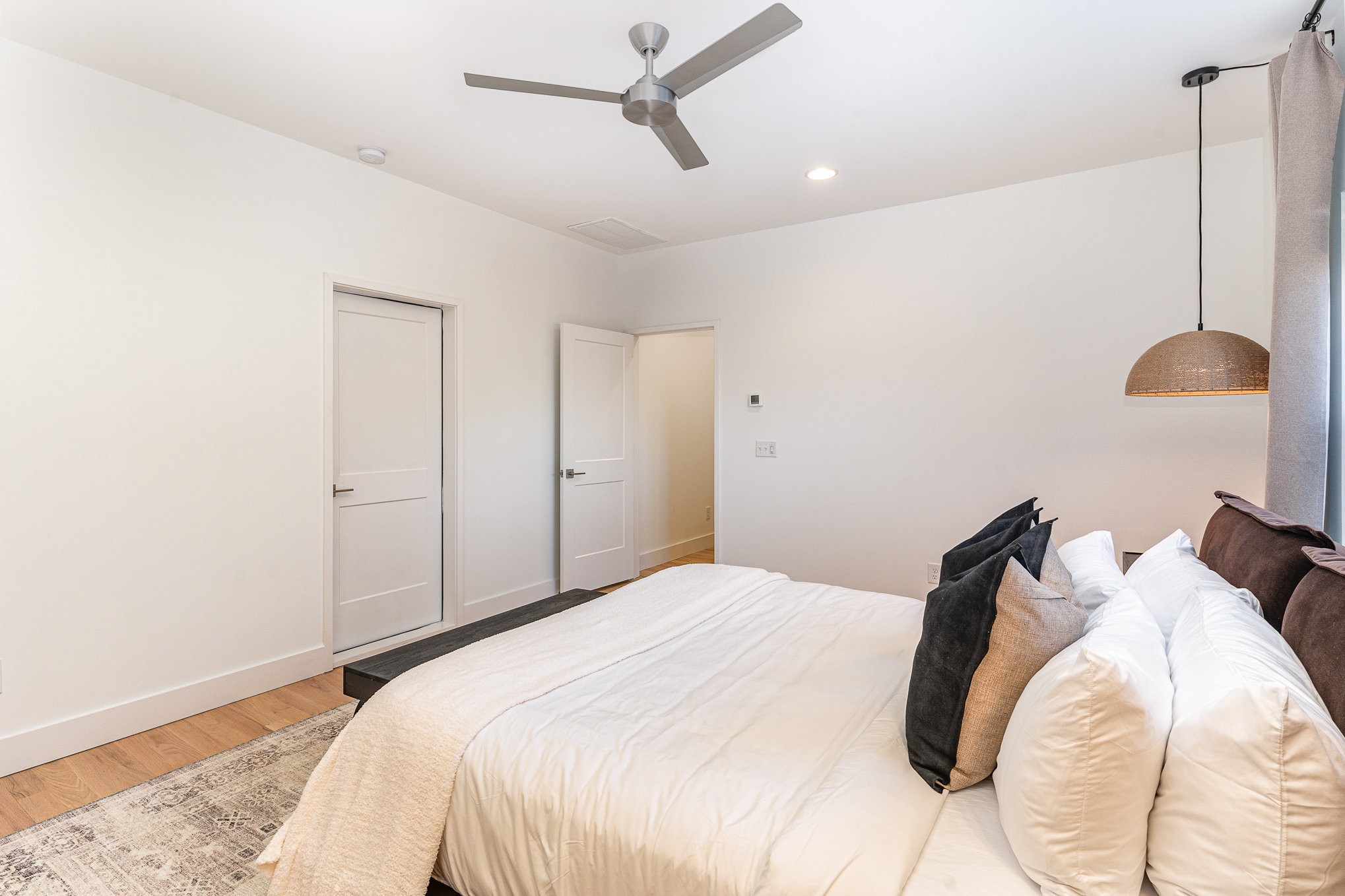 405 Marshall St Unit: 3