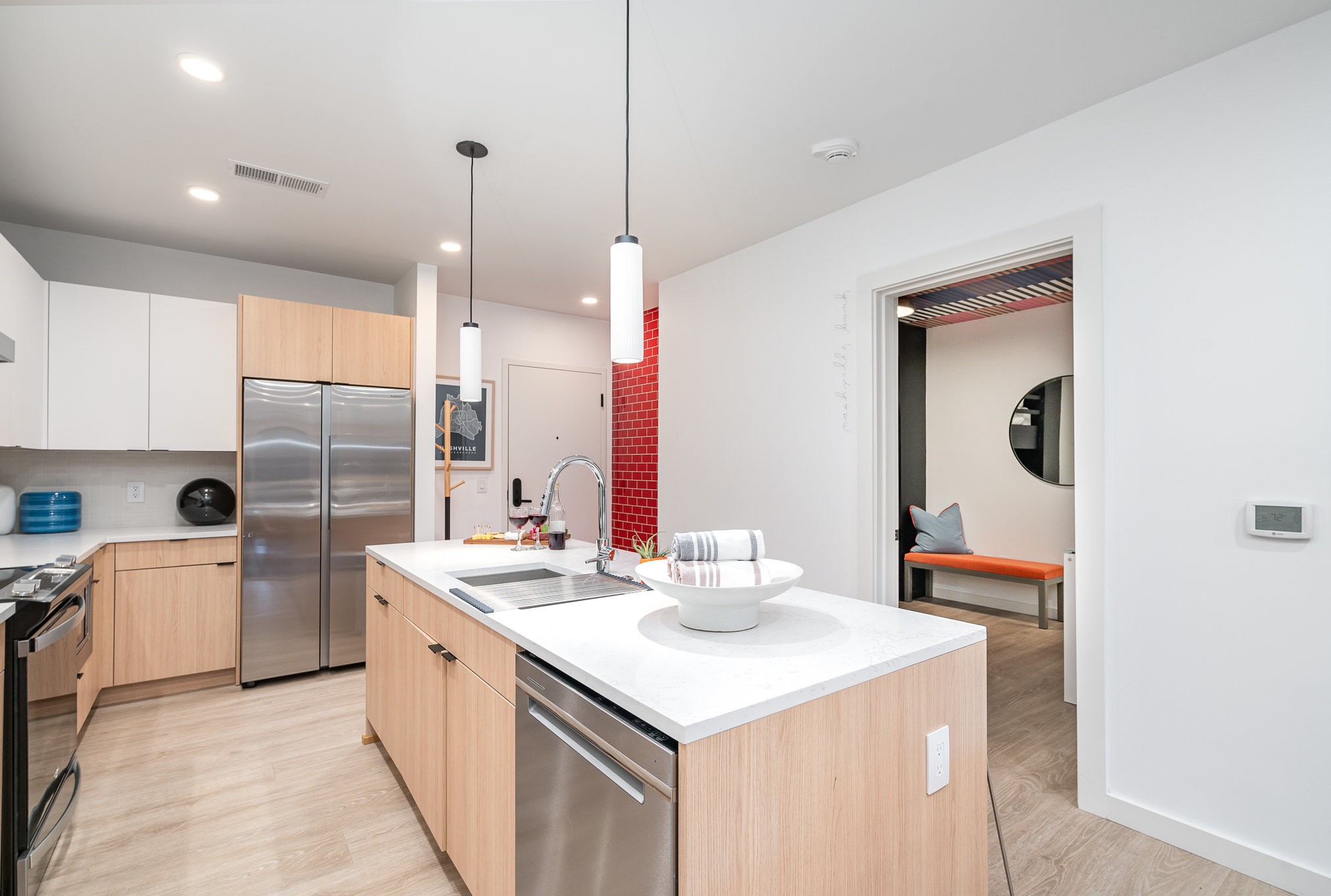 635 7th Ave, S Unit: 214