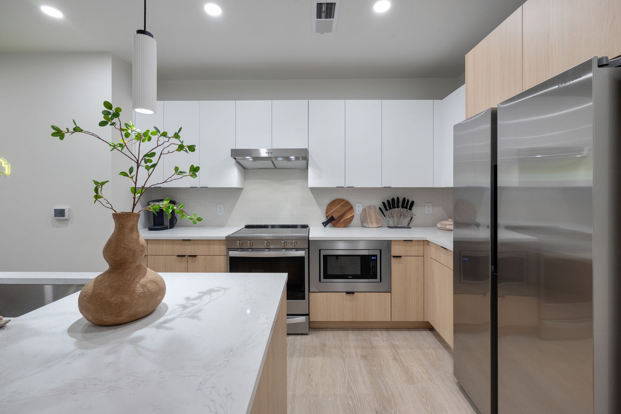635 7th Ave, S Unit: 315