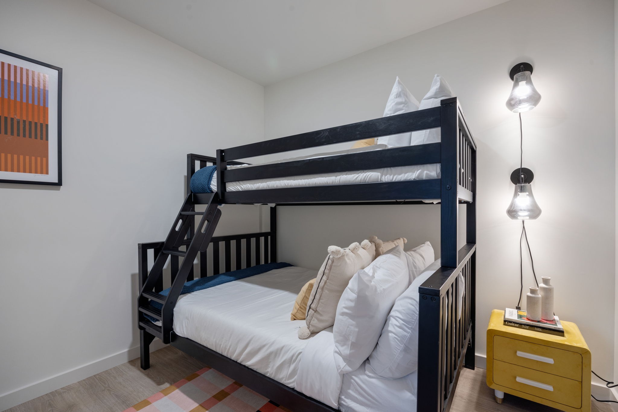 635 7th Ave, S Unit: 402