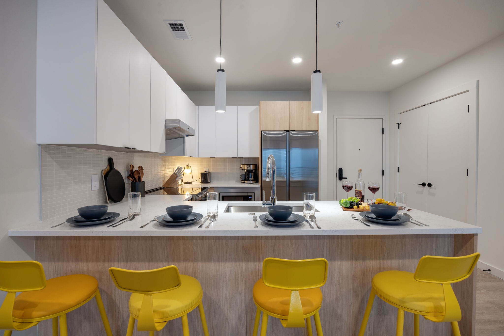 635 7th Ave, S Unit: 402