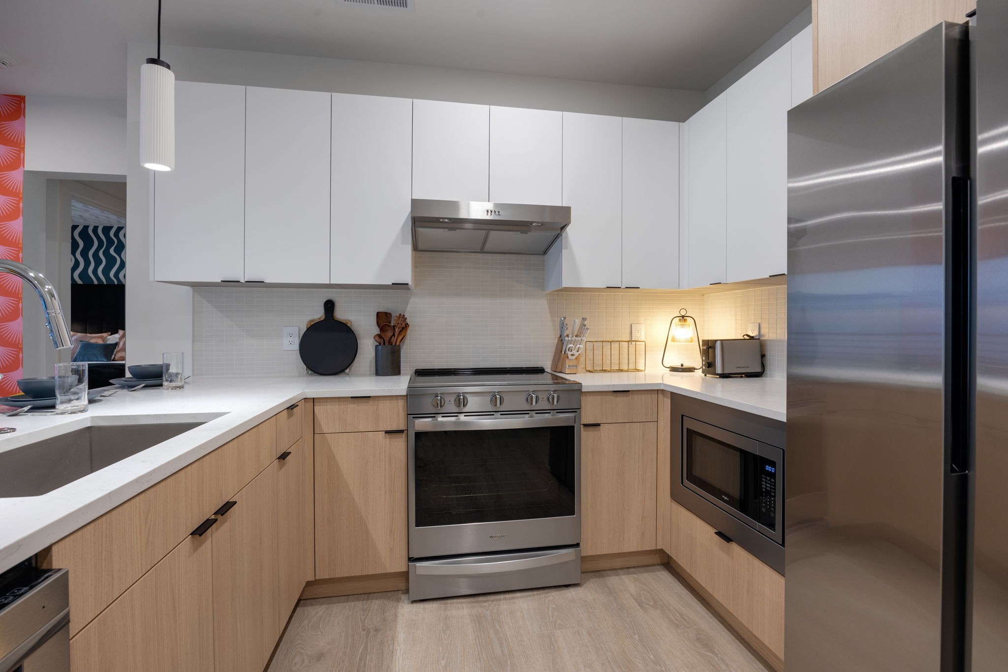 635 7th Ave, S Unit: 402