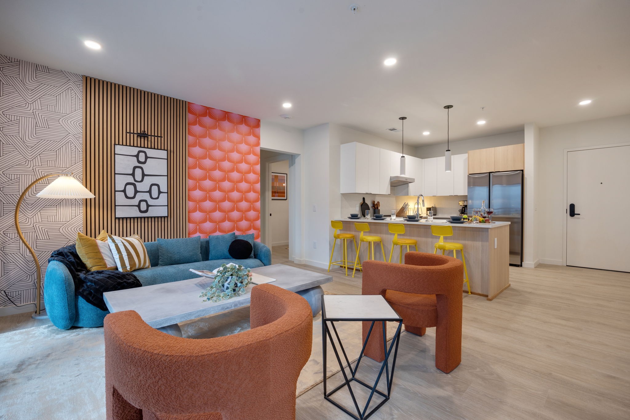 635 7th Ave, S Unit: 402
