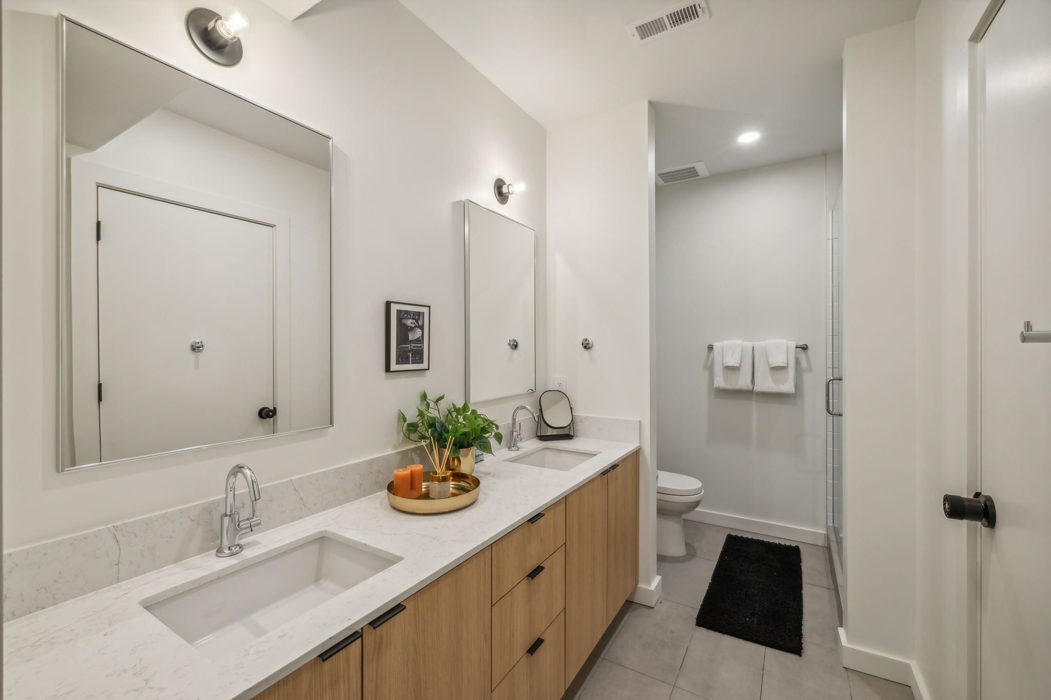 635 7th Ave, S Unit: 512