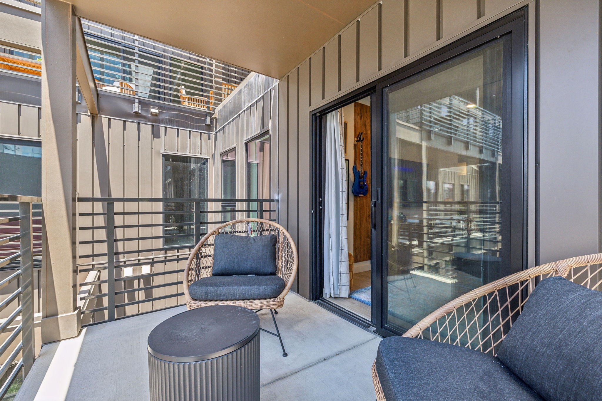 635 7th Ave, S Unit: 512