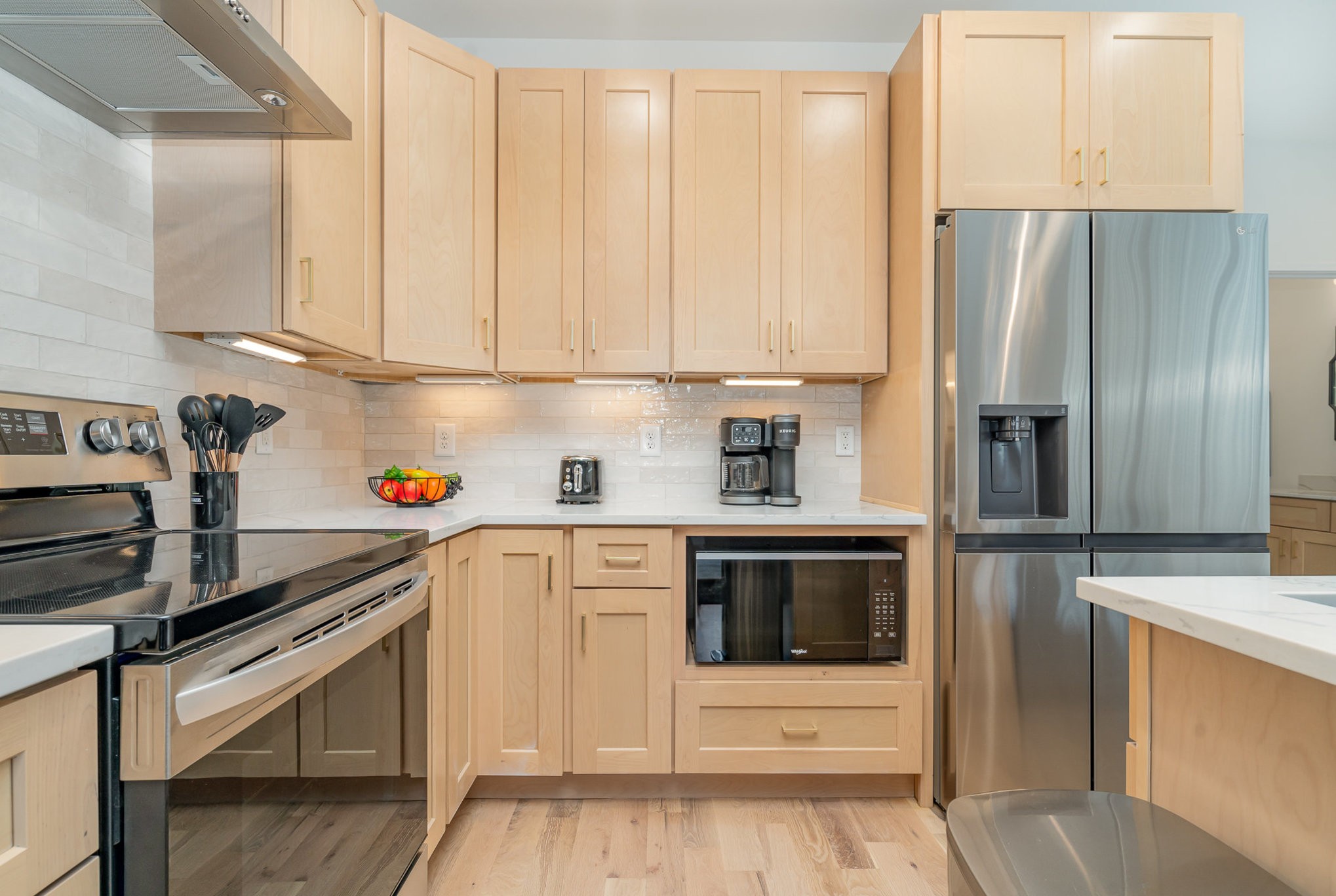 2000 S Hamilton Rd Unit: 16