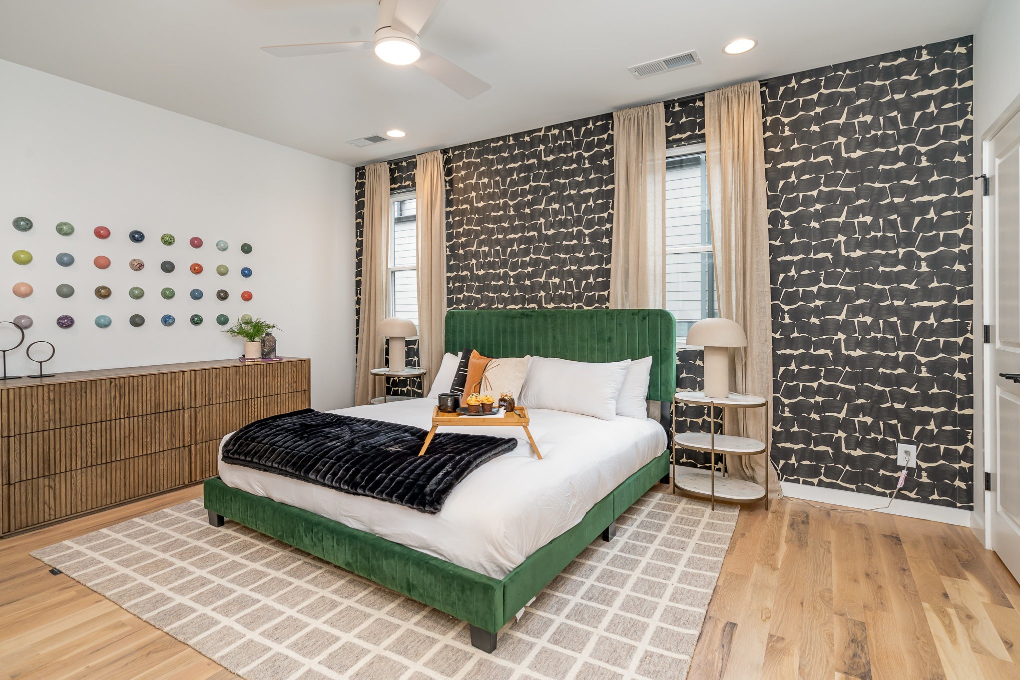 2000 S Hamilton Rd Unit: 16