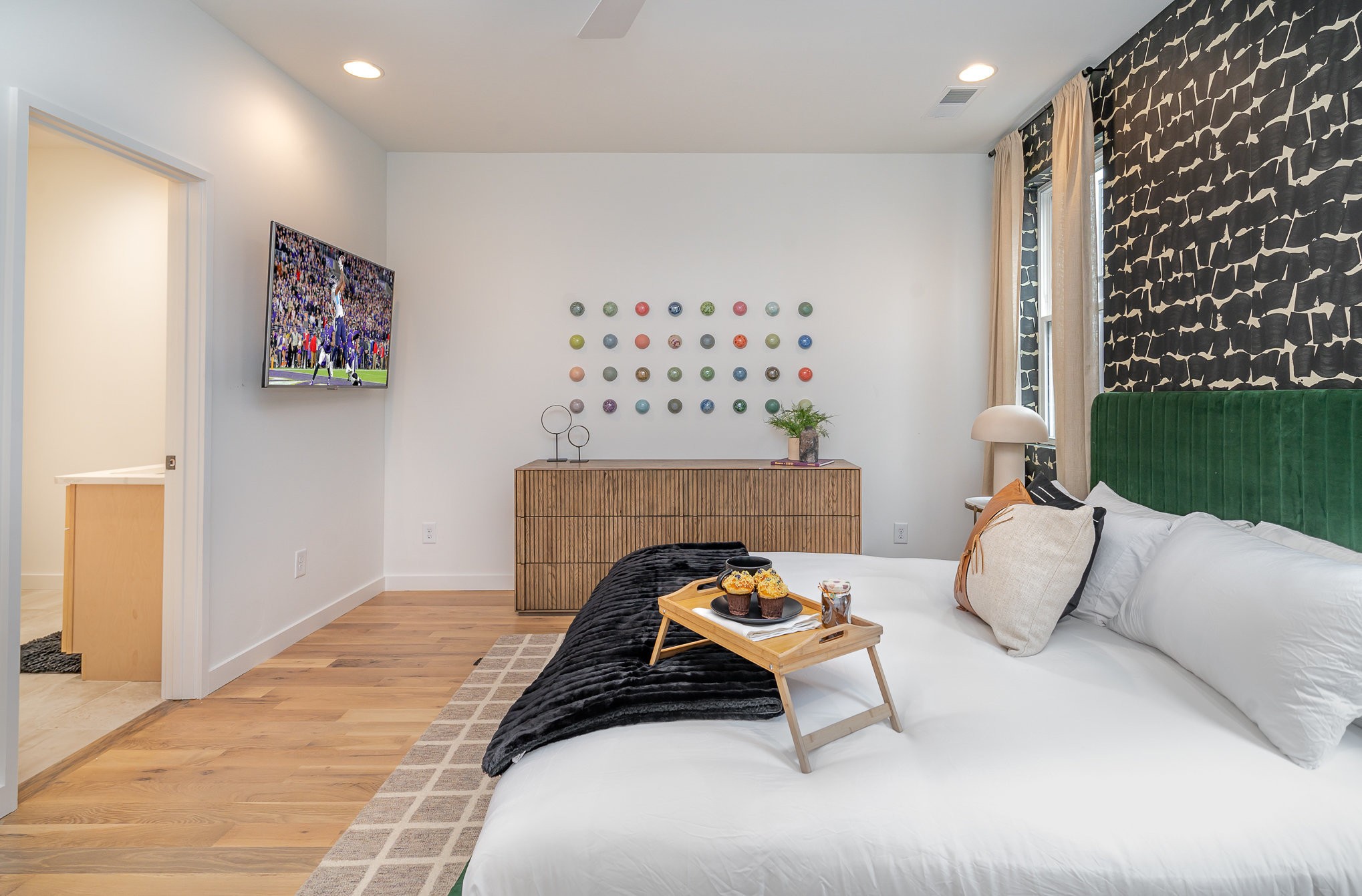 2000 S Hamilton Rd Unit: 16