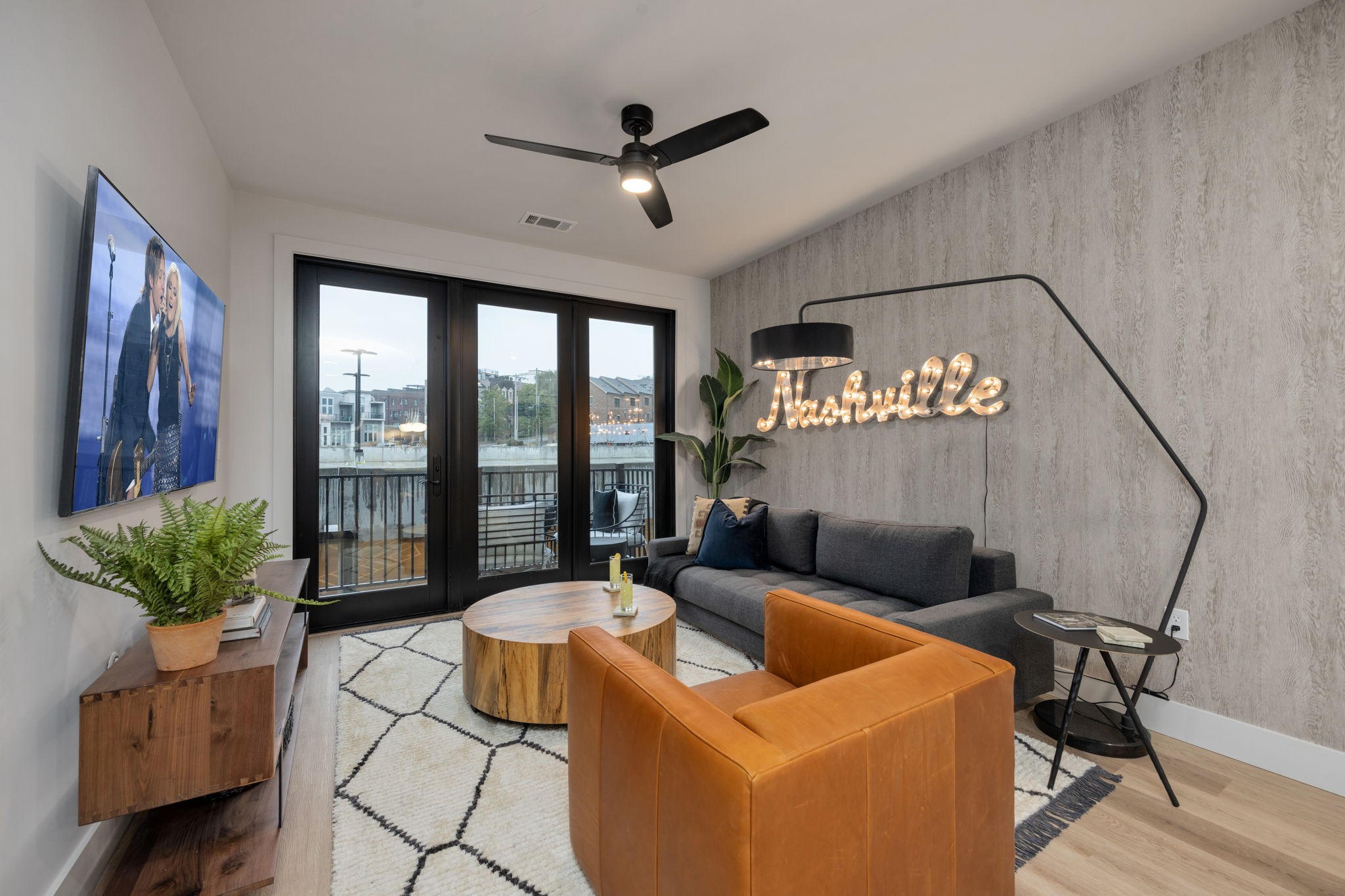 303 31st Ave, N Unit: 313