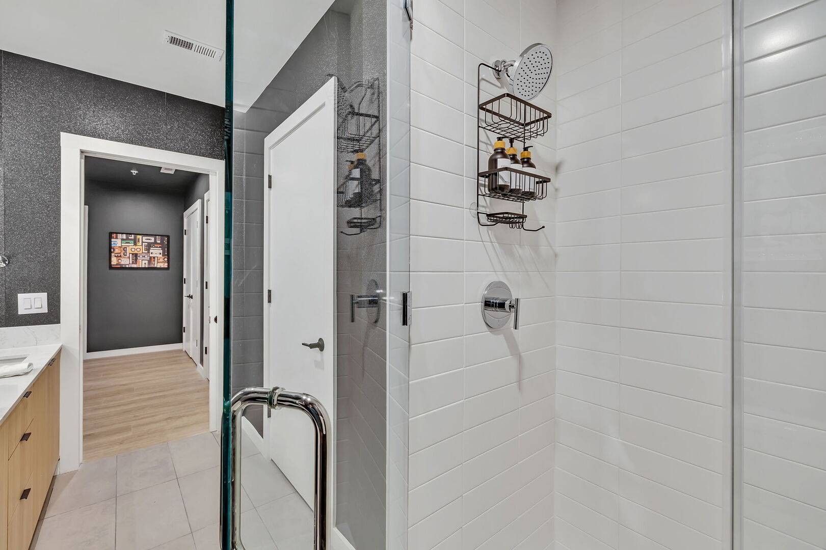 635 7th Ave, S Unit: 414