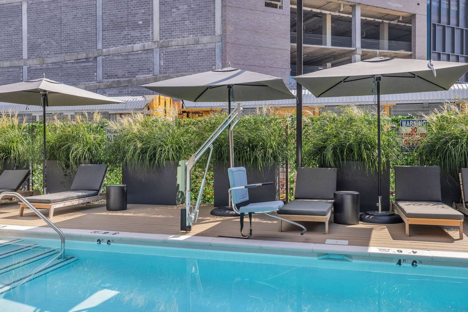 635 7th Ave, S Unit: 414