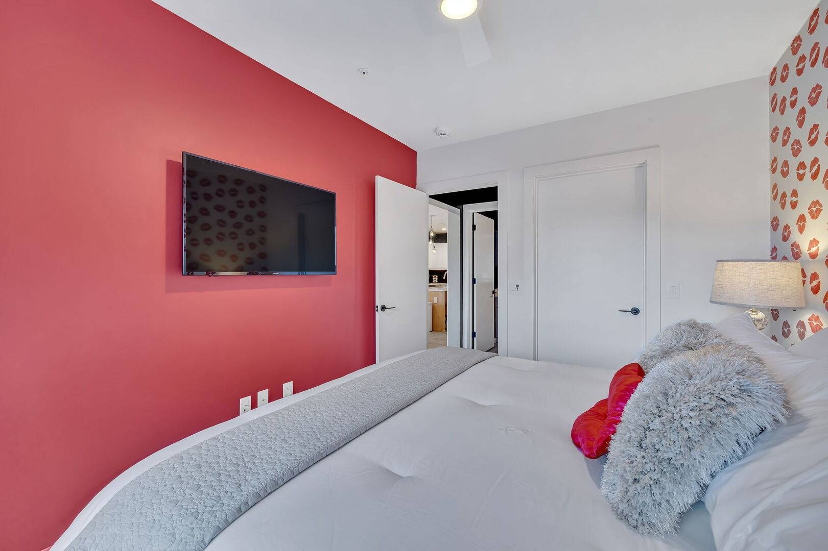 635 7th Ave, S Unit: 414