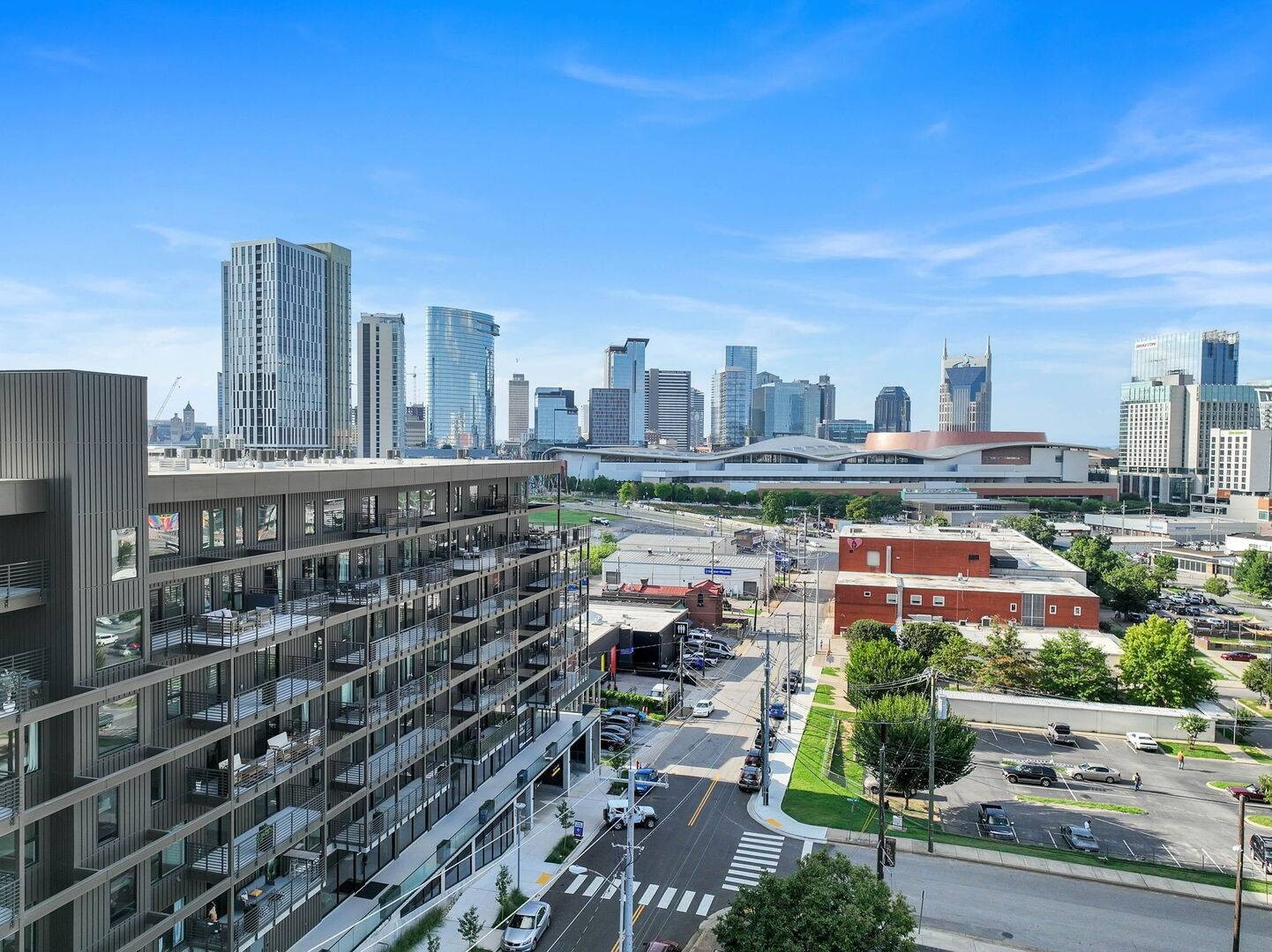 635 7th Ave, S Unit: 414