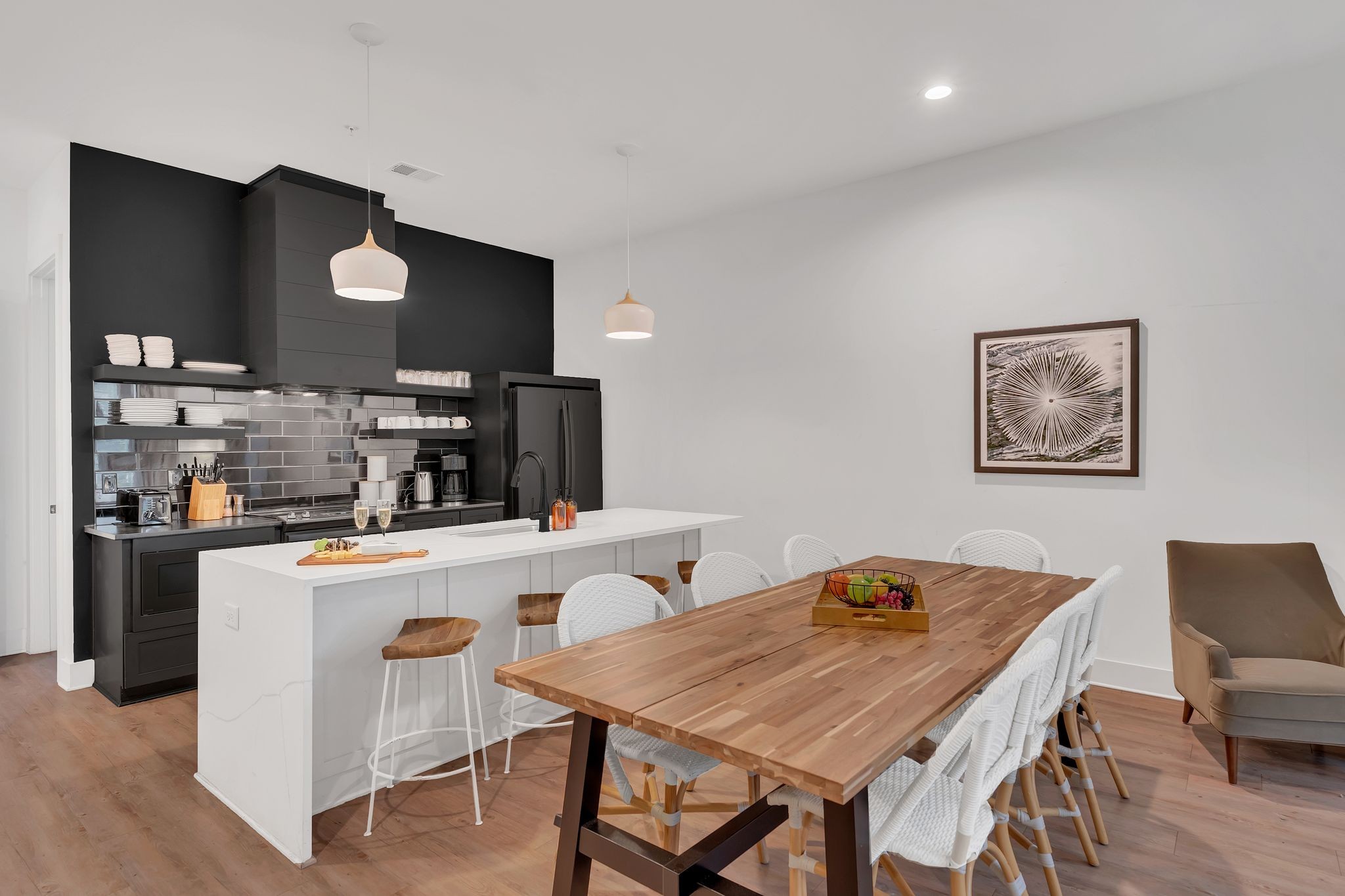 1320 5th Ave, N Unit: 3