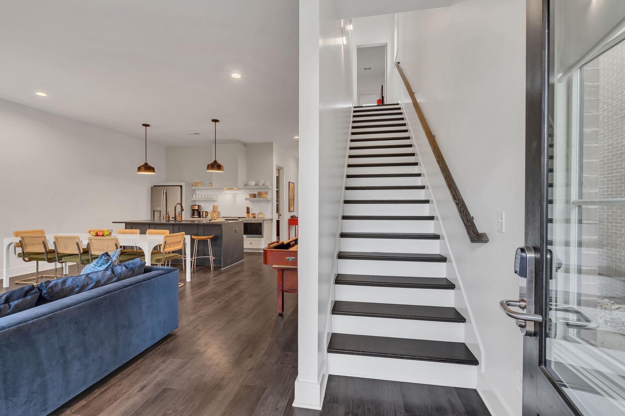 1320 5th Ave, N Unit: 4