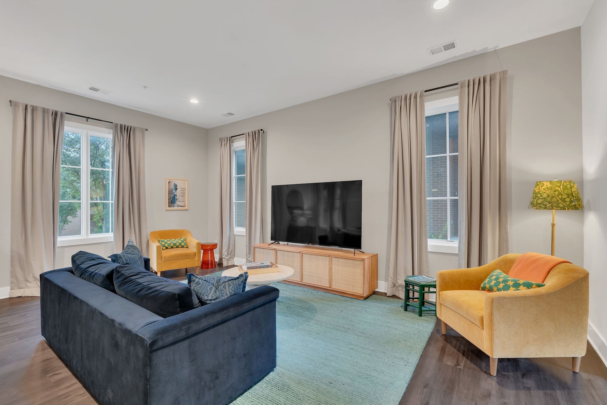 1320 5th Ave, N Unit: 4