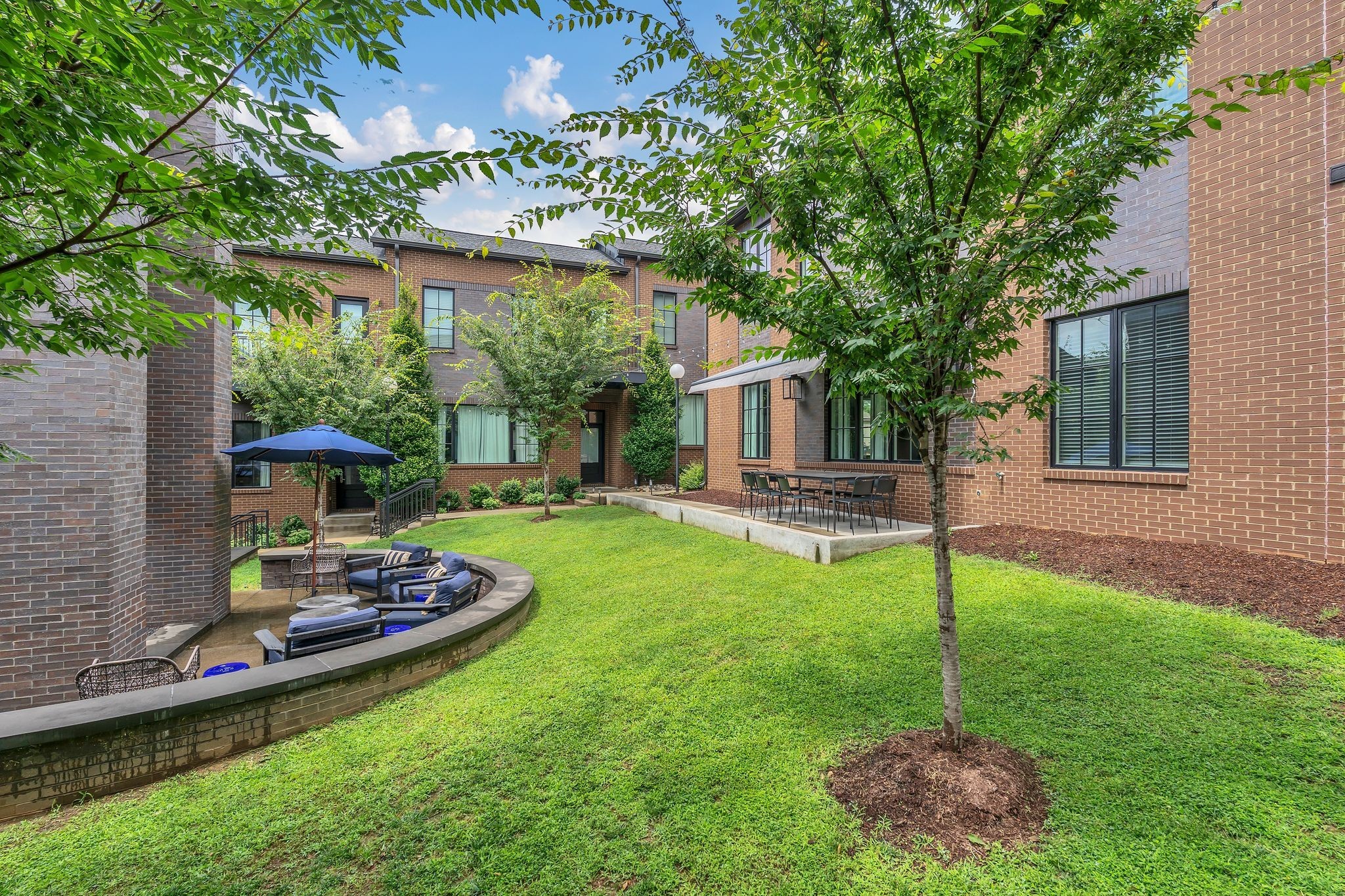 1320 5th Ave, N Unit: 4