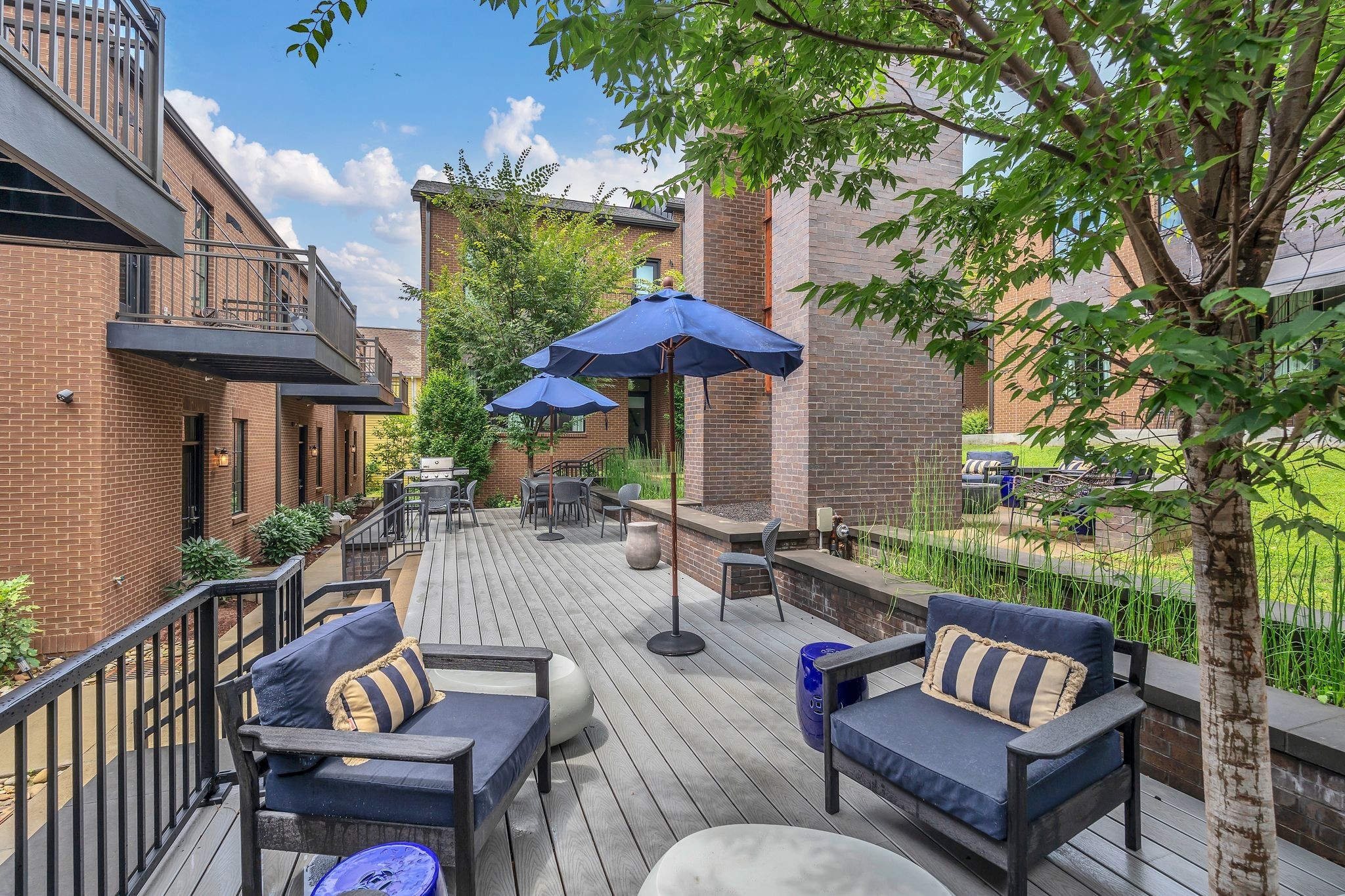 1320 5th Ave, N Unit: 4