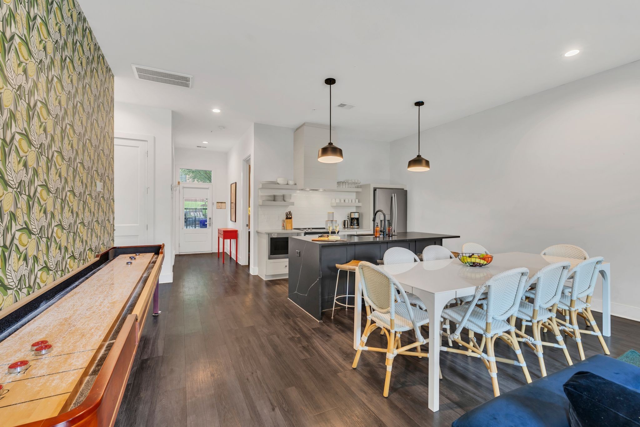 1320 5th Ave, N Unit: 4