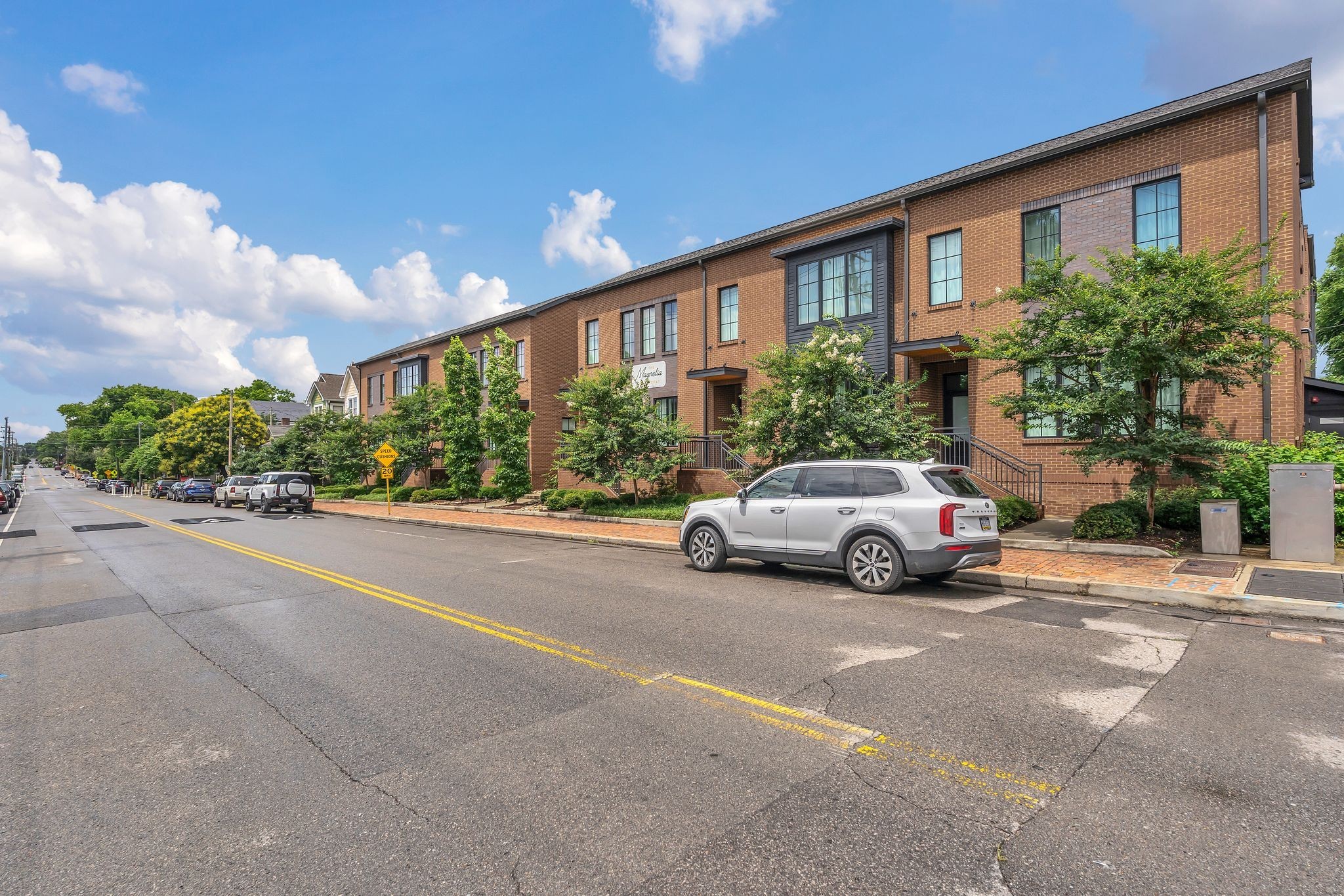 1320 5th Ave, N Unit: 4