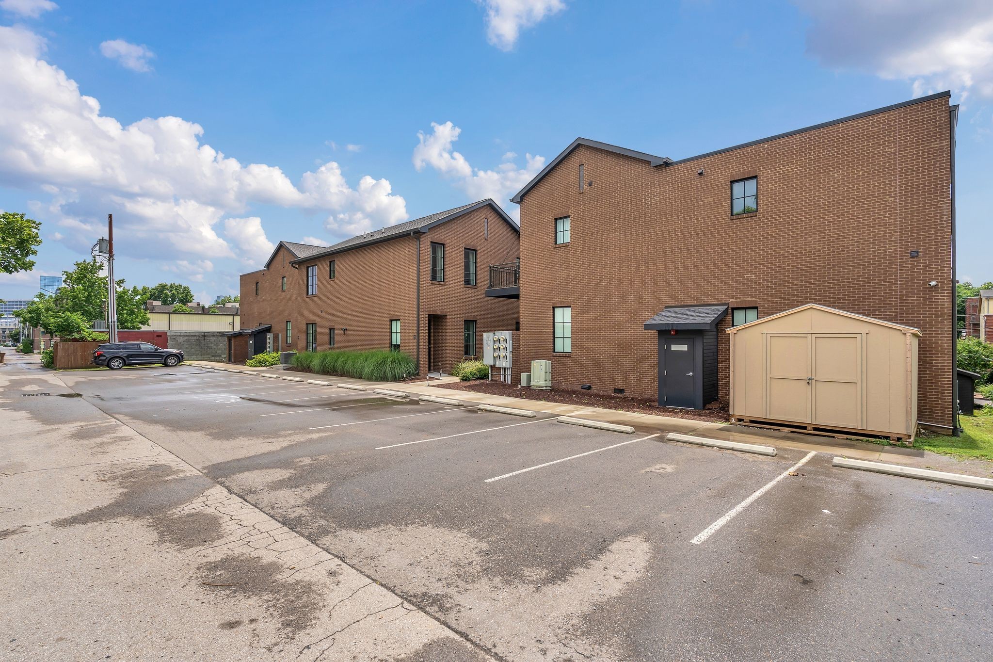 1320 5th Ave, N Unit: 4