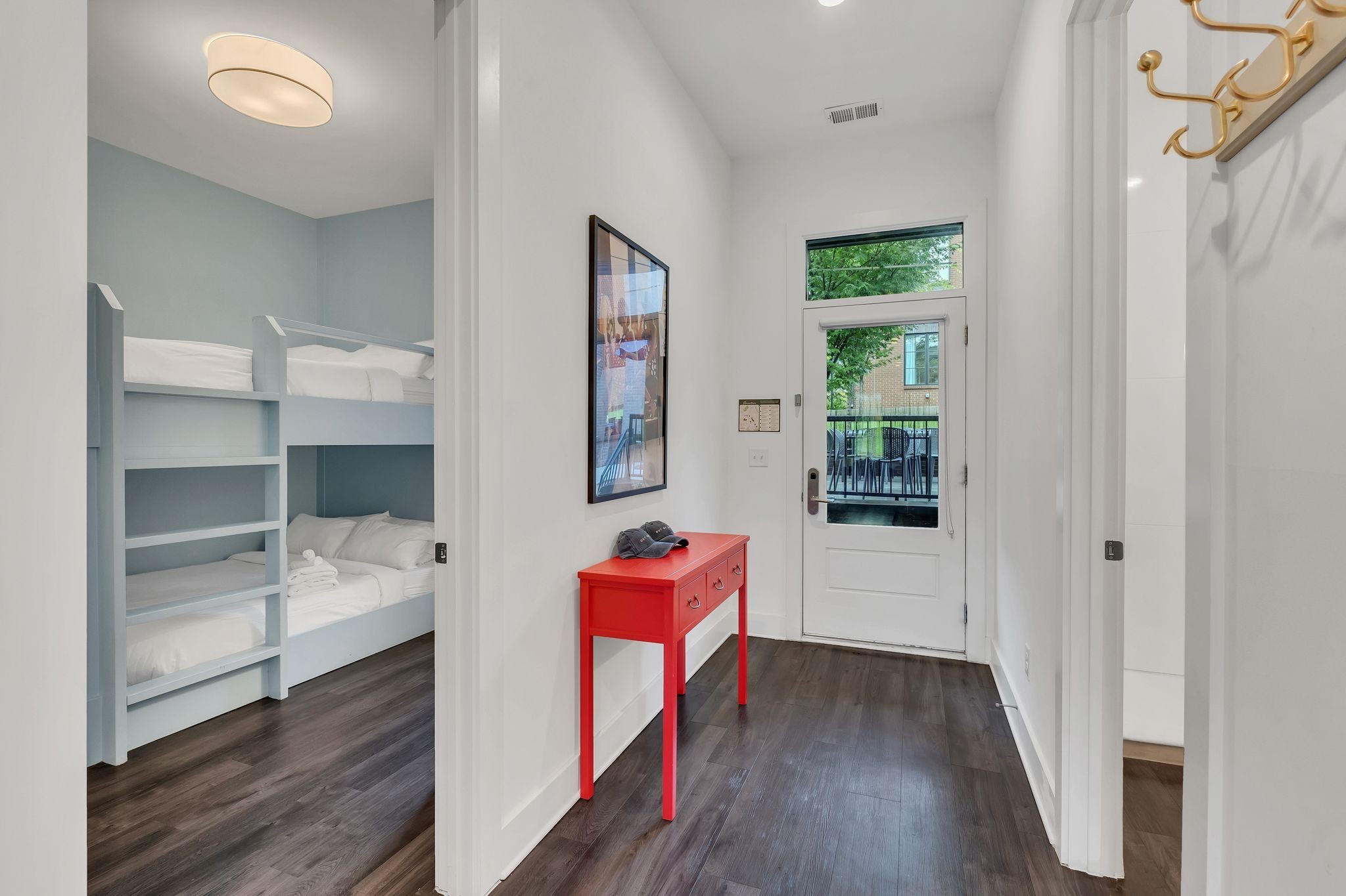 1320 5th Ave, N Unit: 4