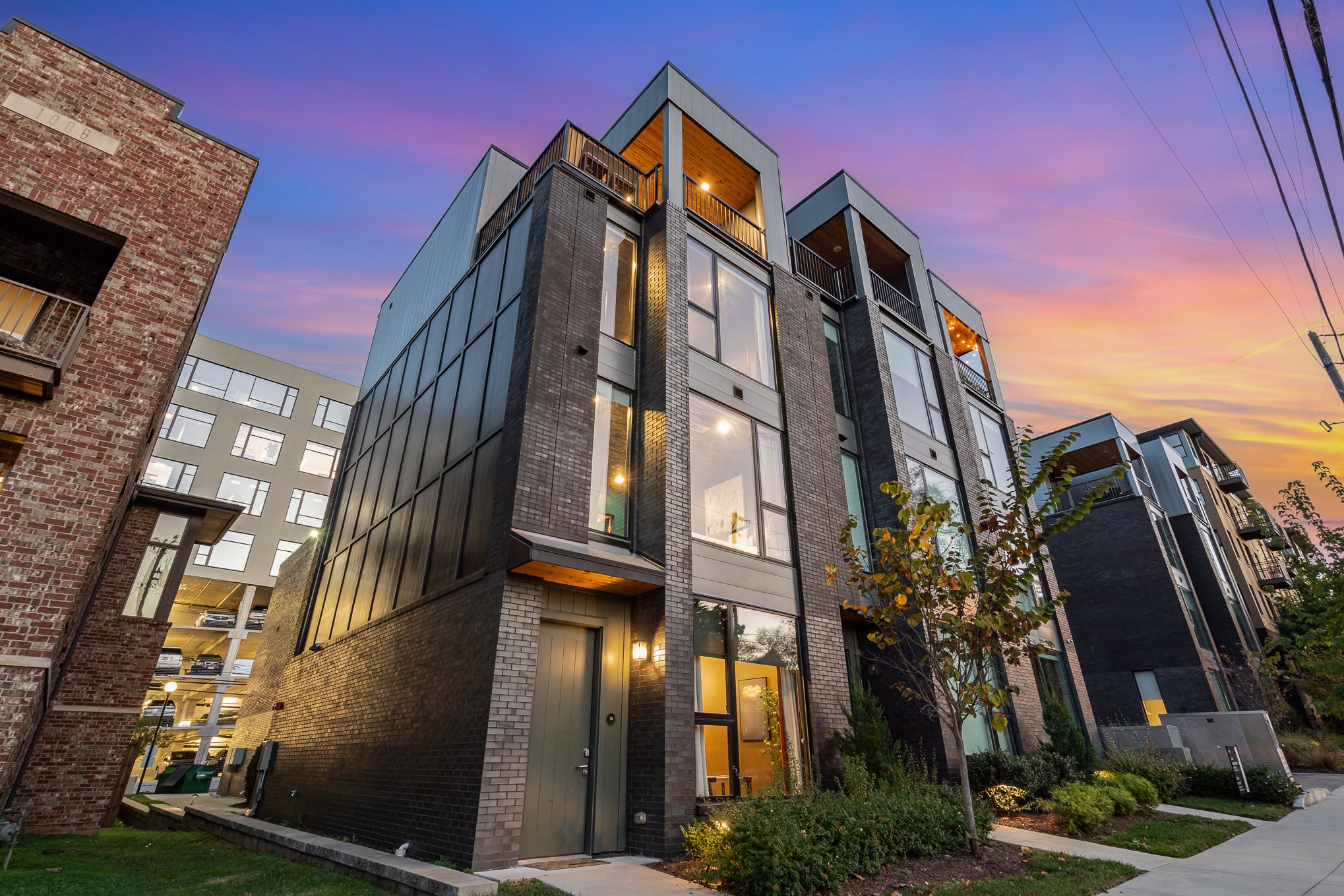 1010 18th Ave, S Unit: 13