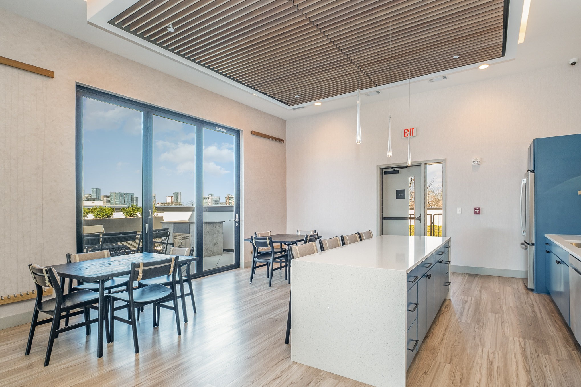 1014 16th Ave, S Unit: 211